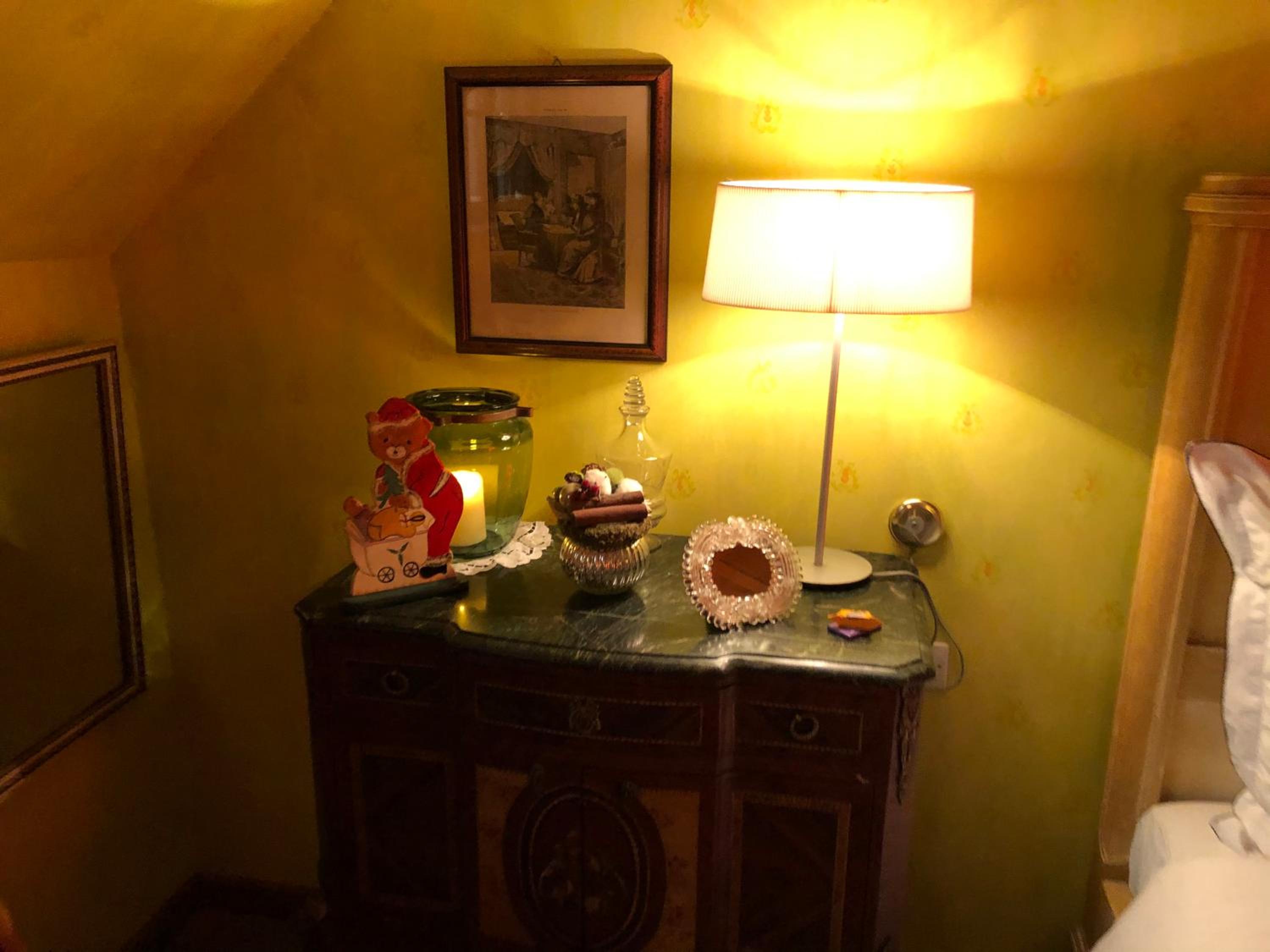 Double or Twin Room - Photo 3