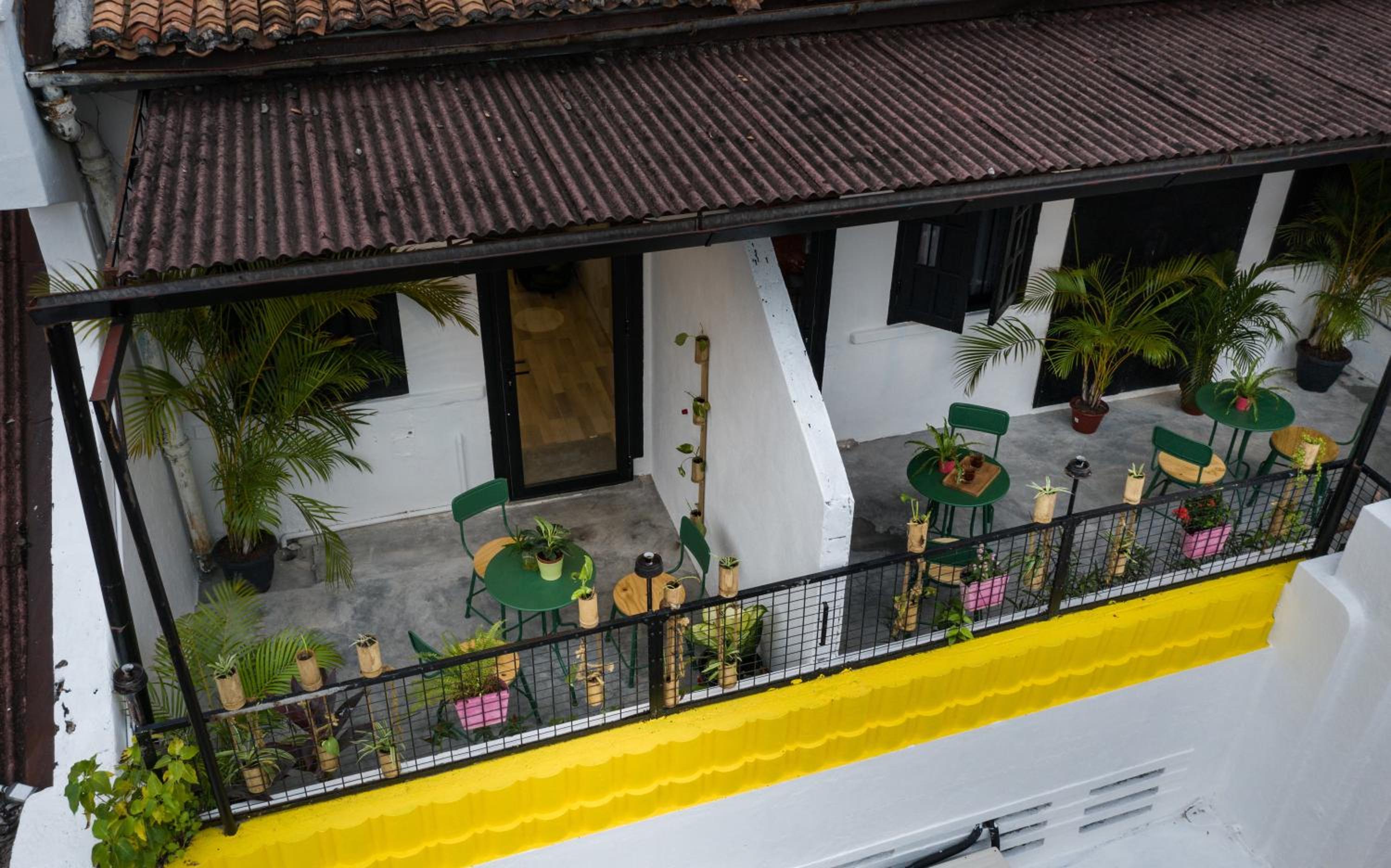 Triple Room with Balcony - Photo 7