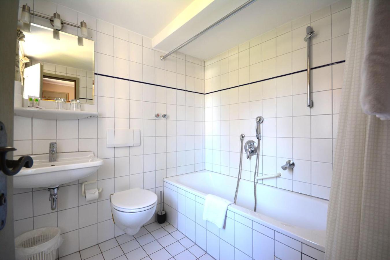Superior Room - Photo 10