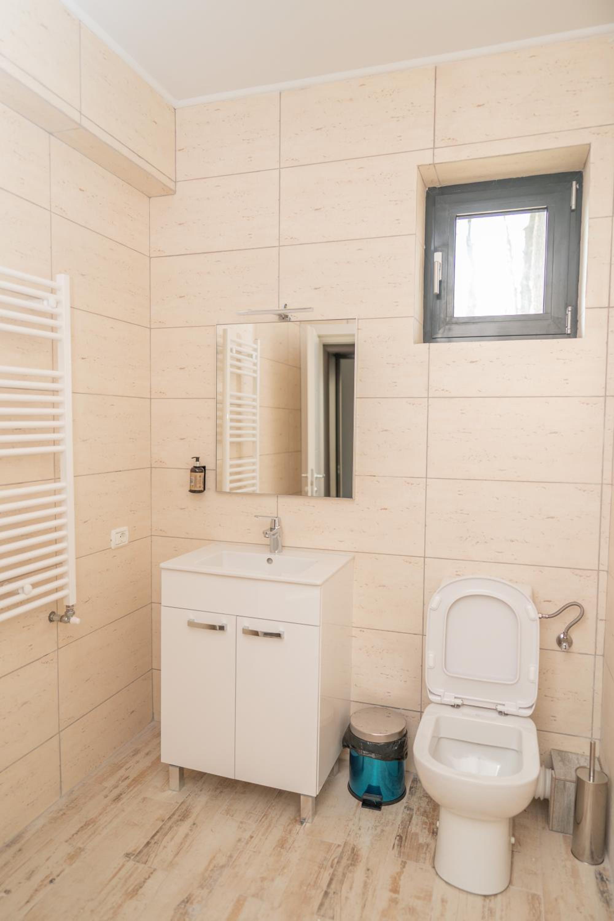 Deluxe Double Room - Photo 5