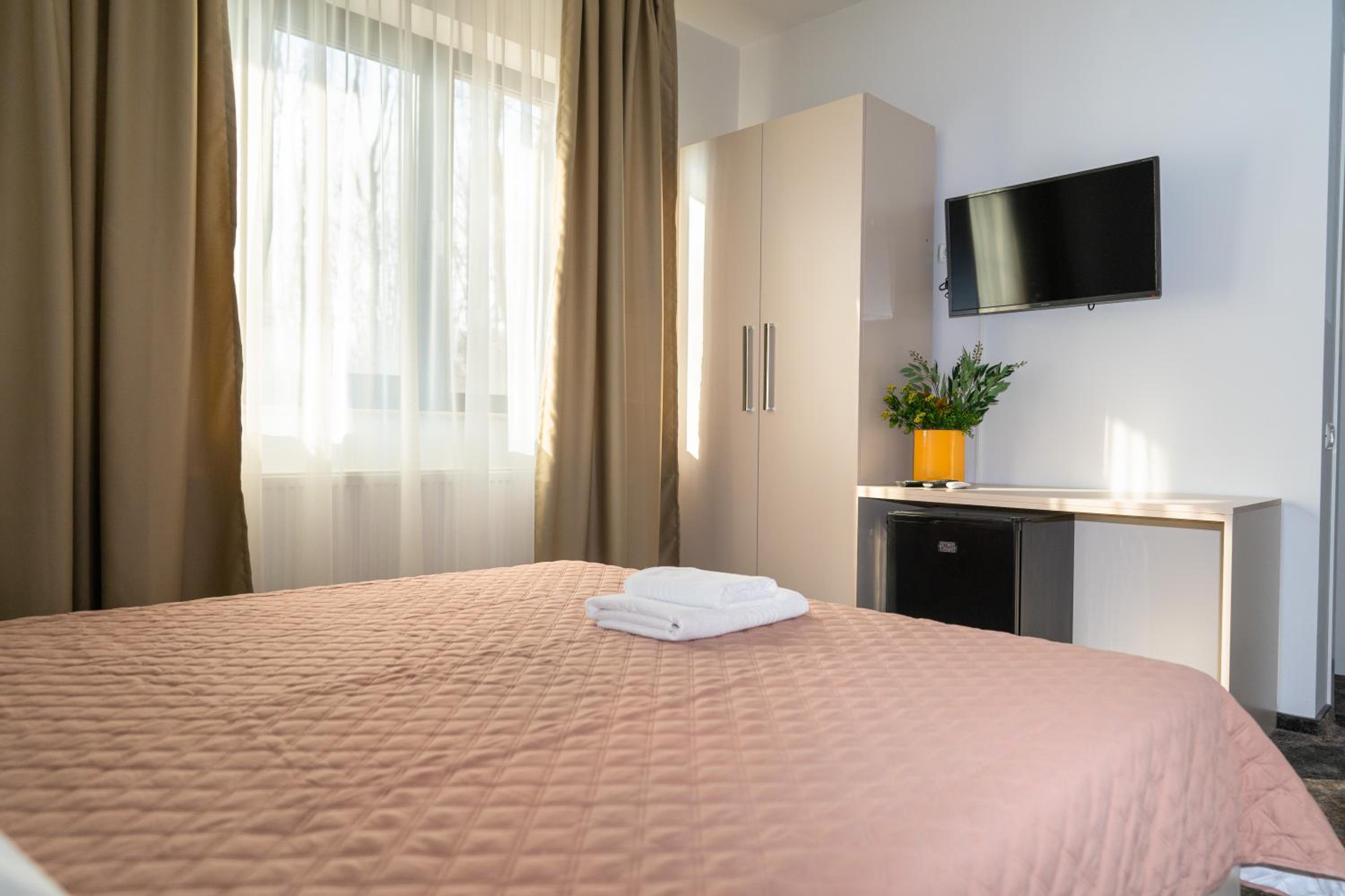 Deluxe Double Room - Photo 3