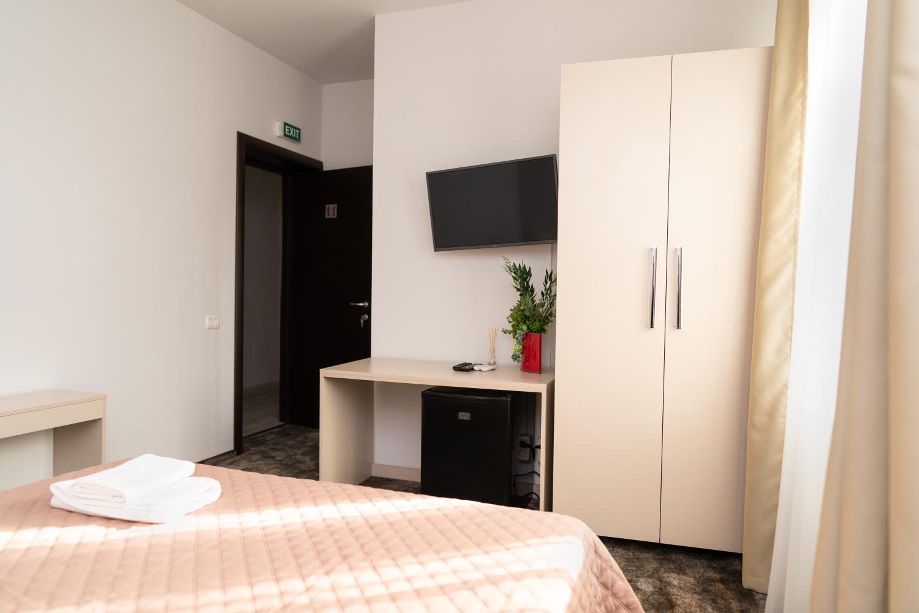 Deluxe Double Room photo 3