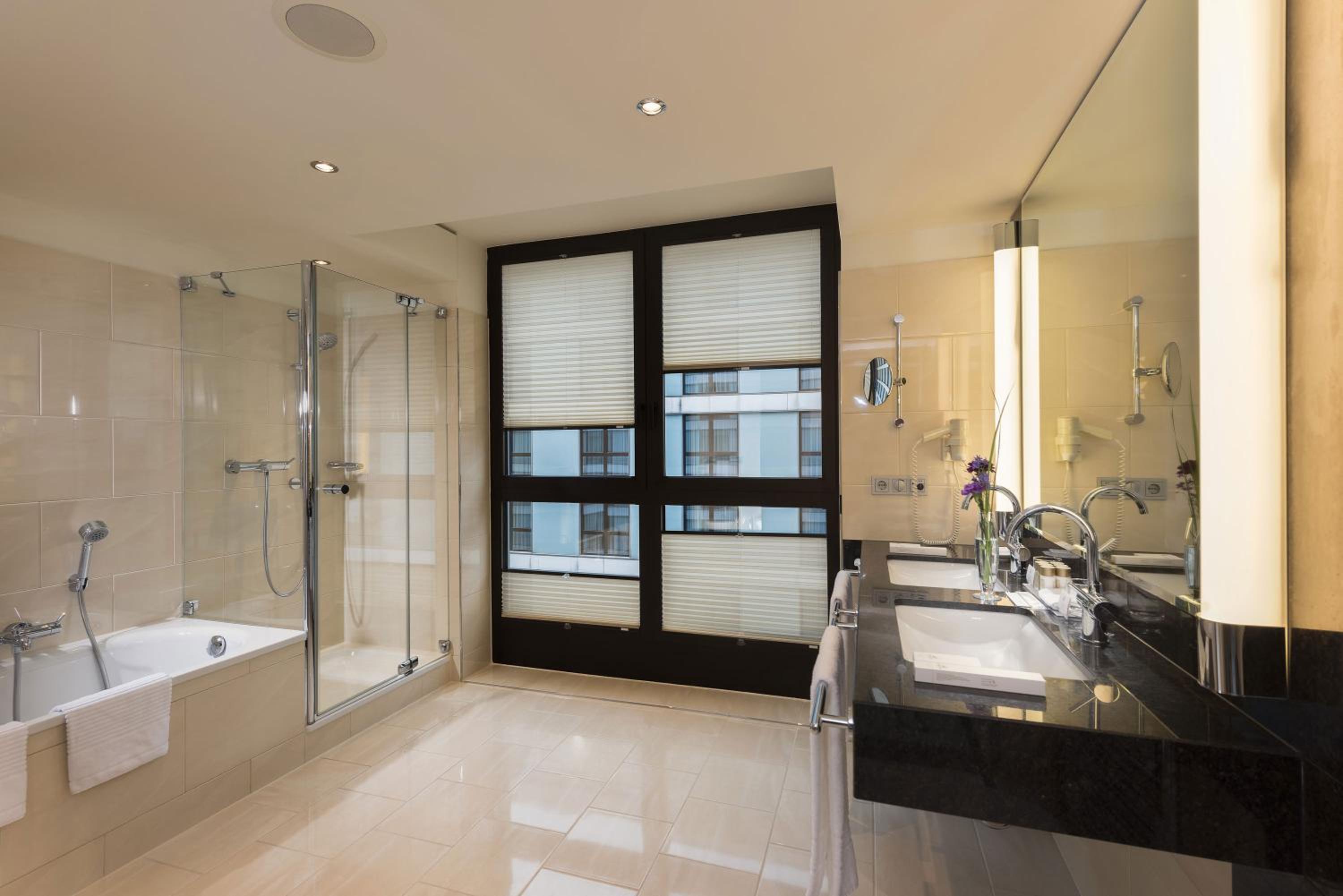 Master Suite - Photo 4