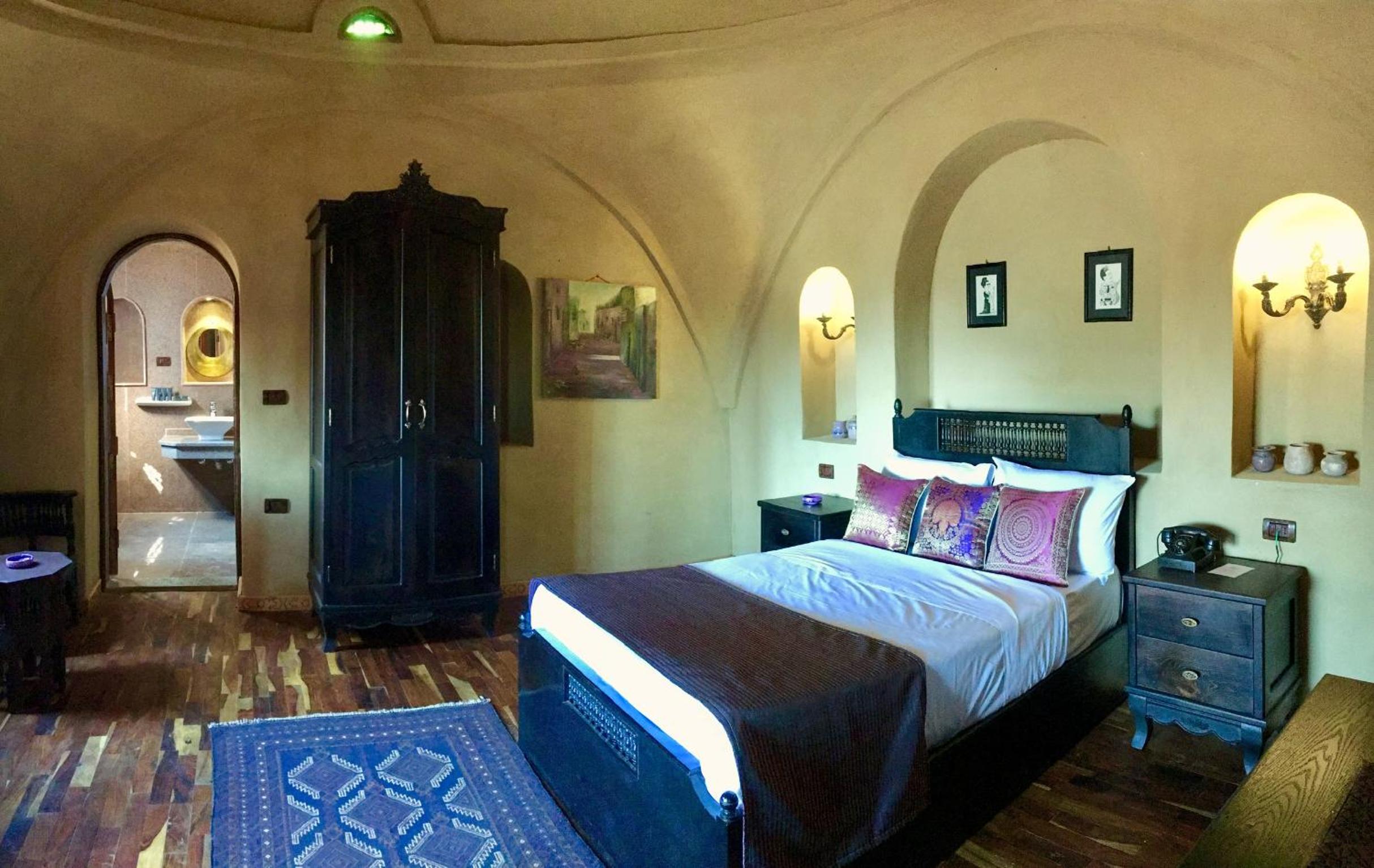 Double Room with Balcony - Amethyst