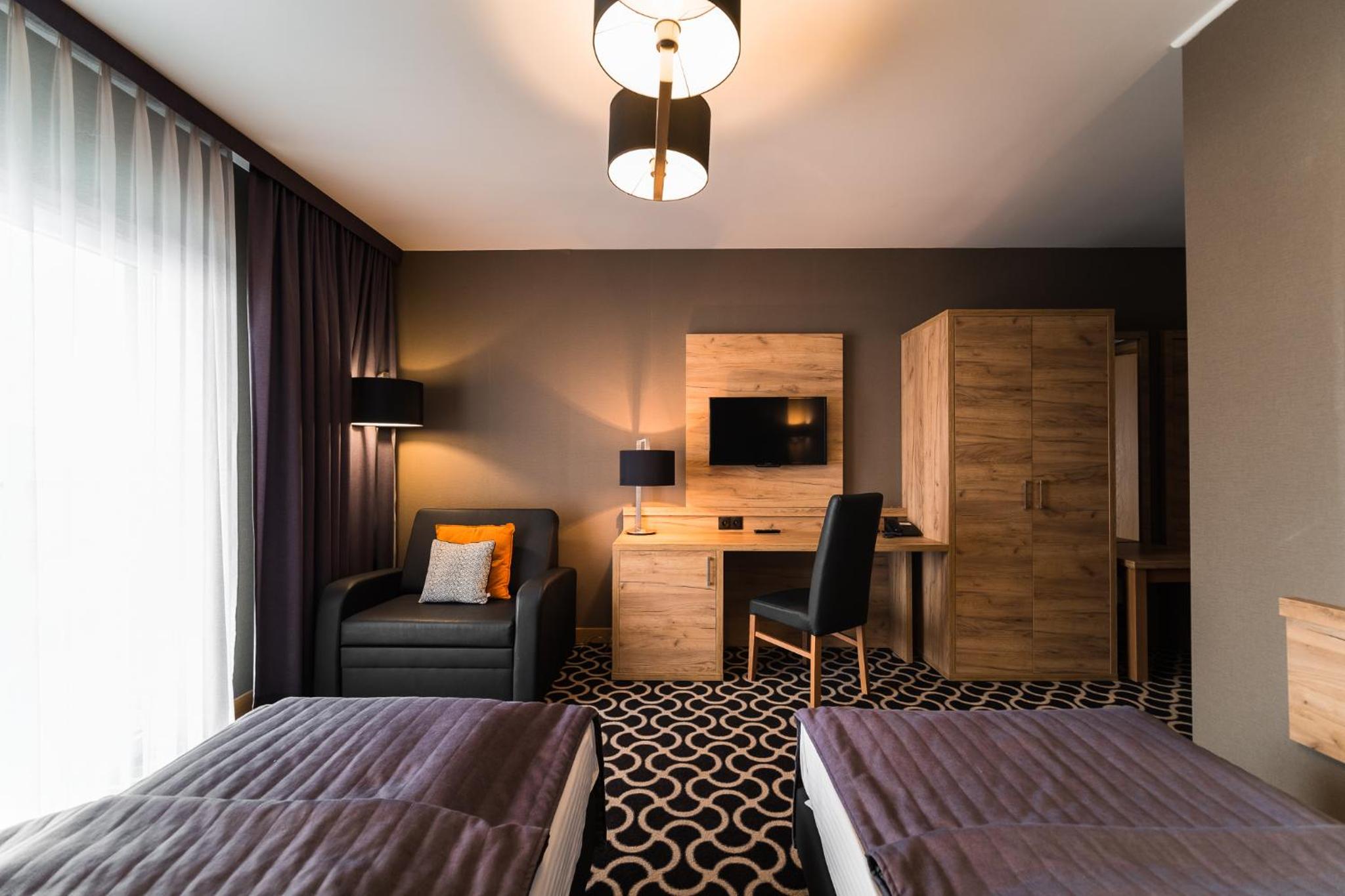 Double or Twin Room - Photo 38