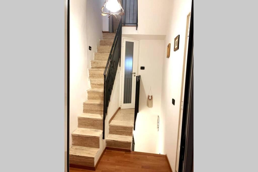 Two-Bedroom Apartment - Photo 7