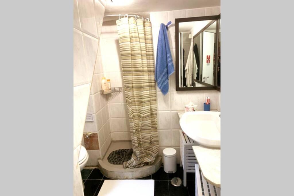 Two-Bedroom Apartment - Photo 4