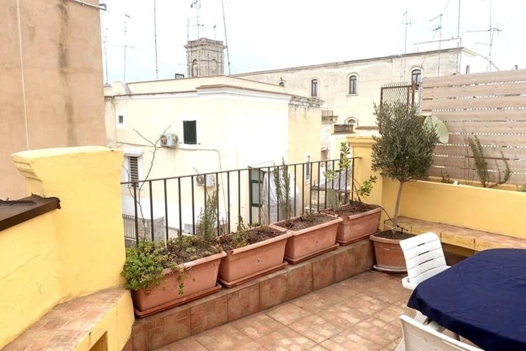 Two-Bedroom Apartment - Photo 40