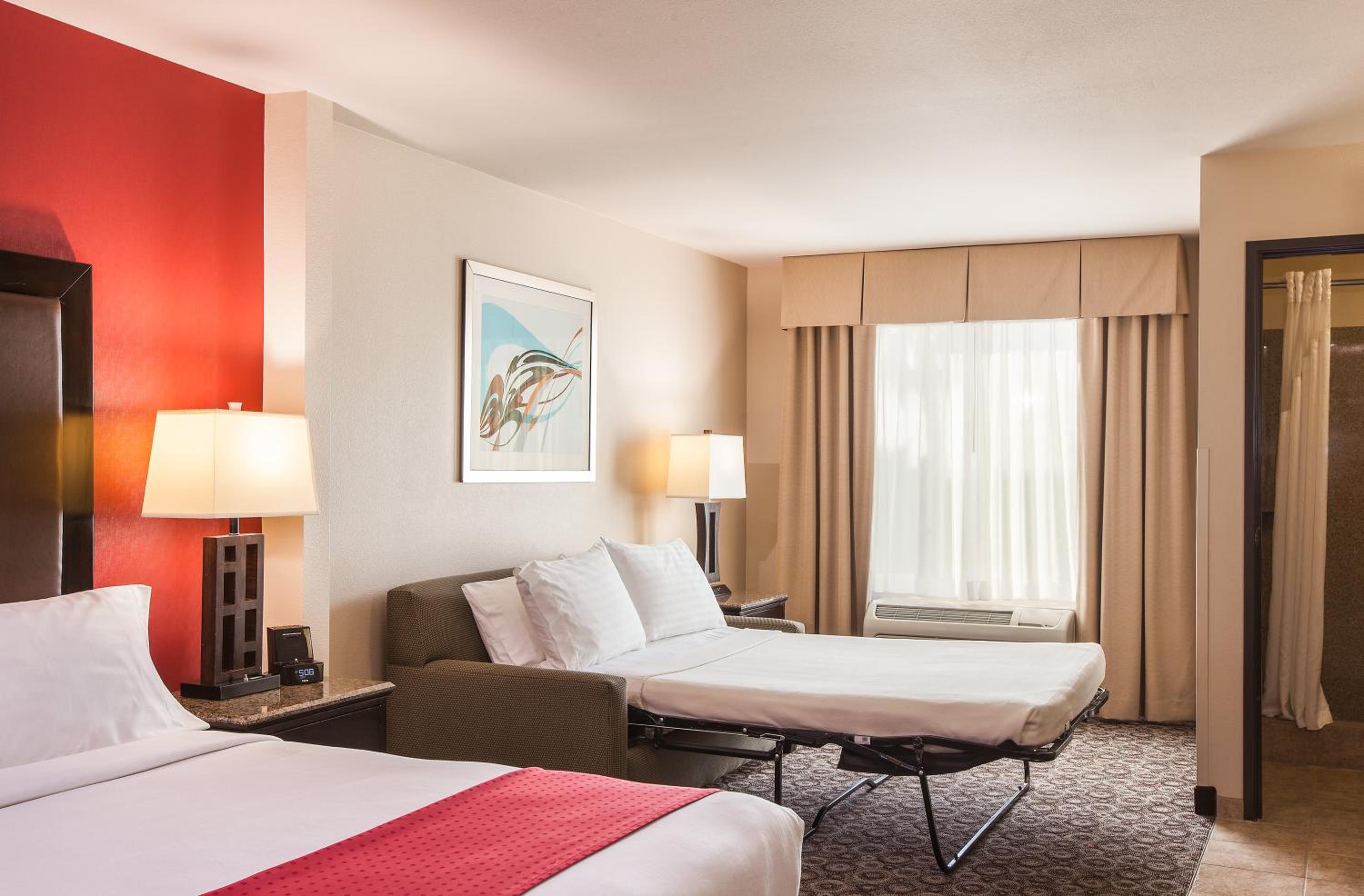 King Suite with Sofa Bed - Photo 4