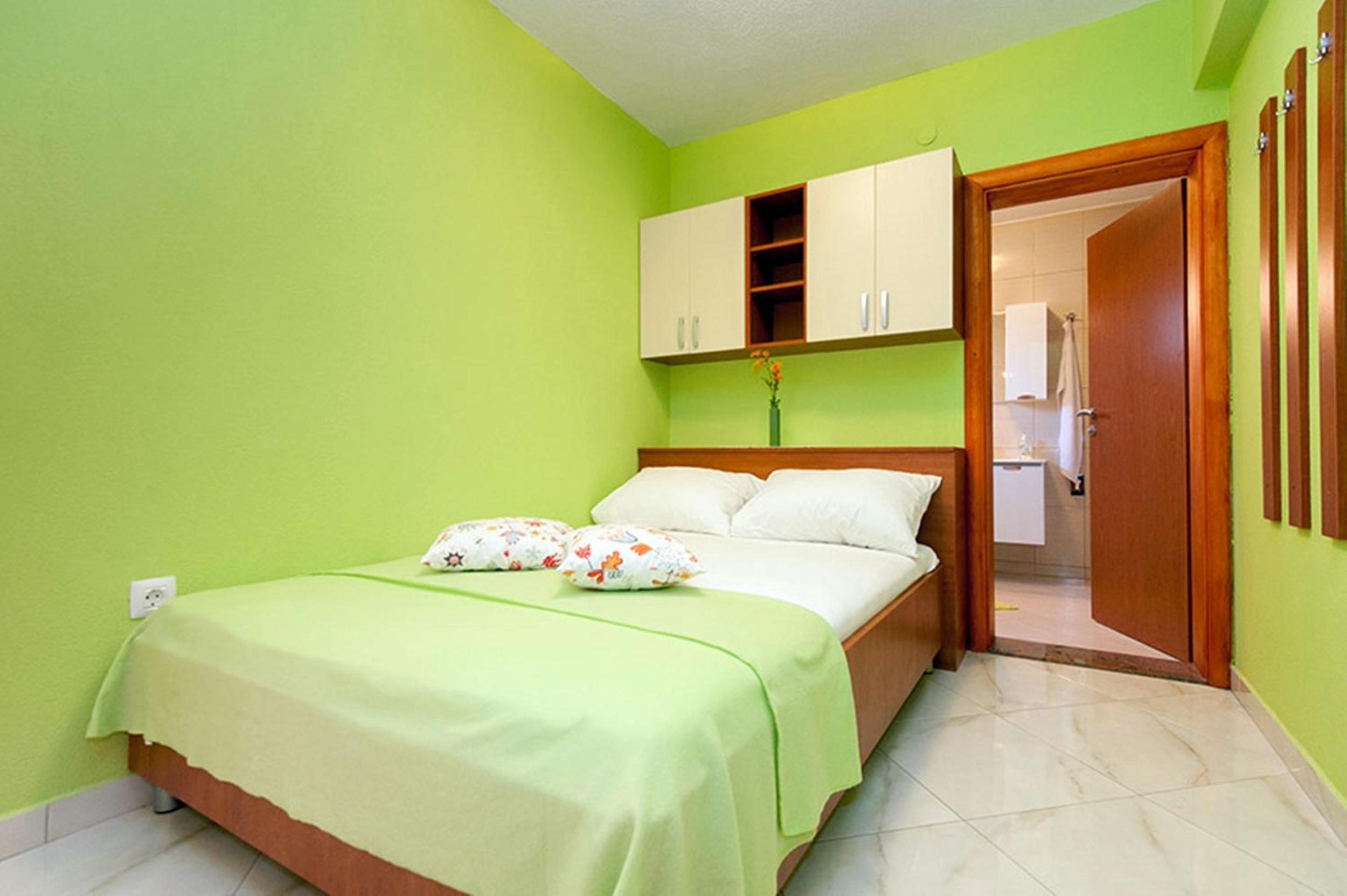 Two Bedroom Apartment with Balcony and Sea View photo 1