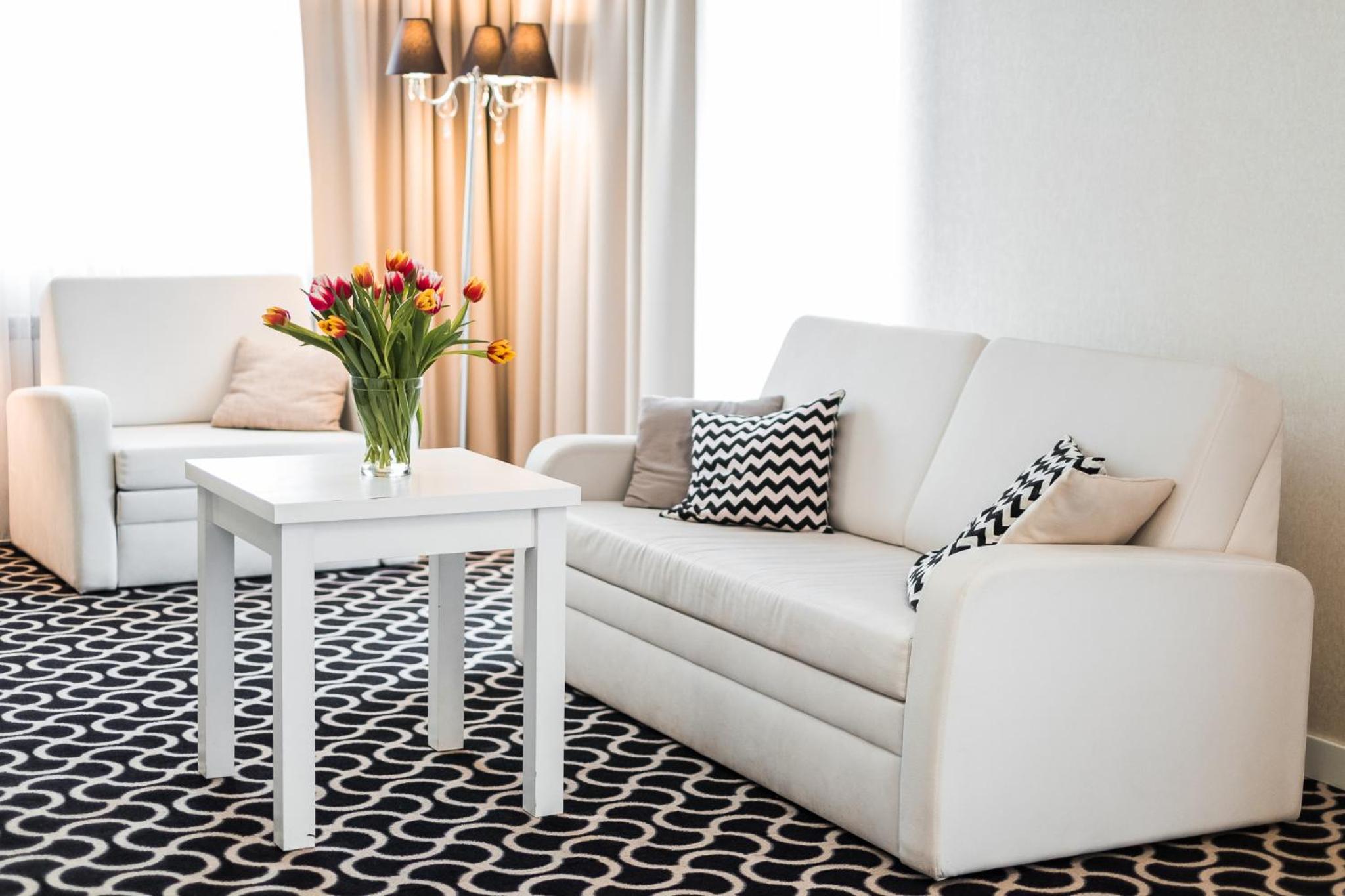 Junior Suite with Garden View - Photo 13