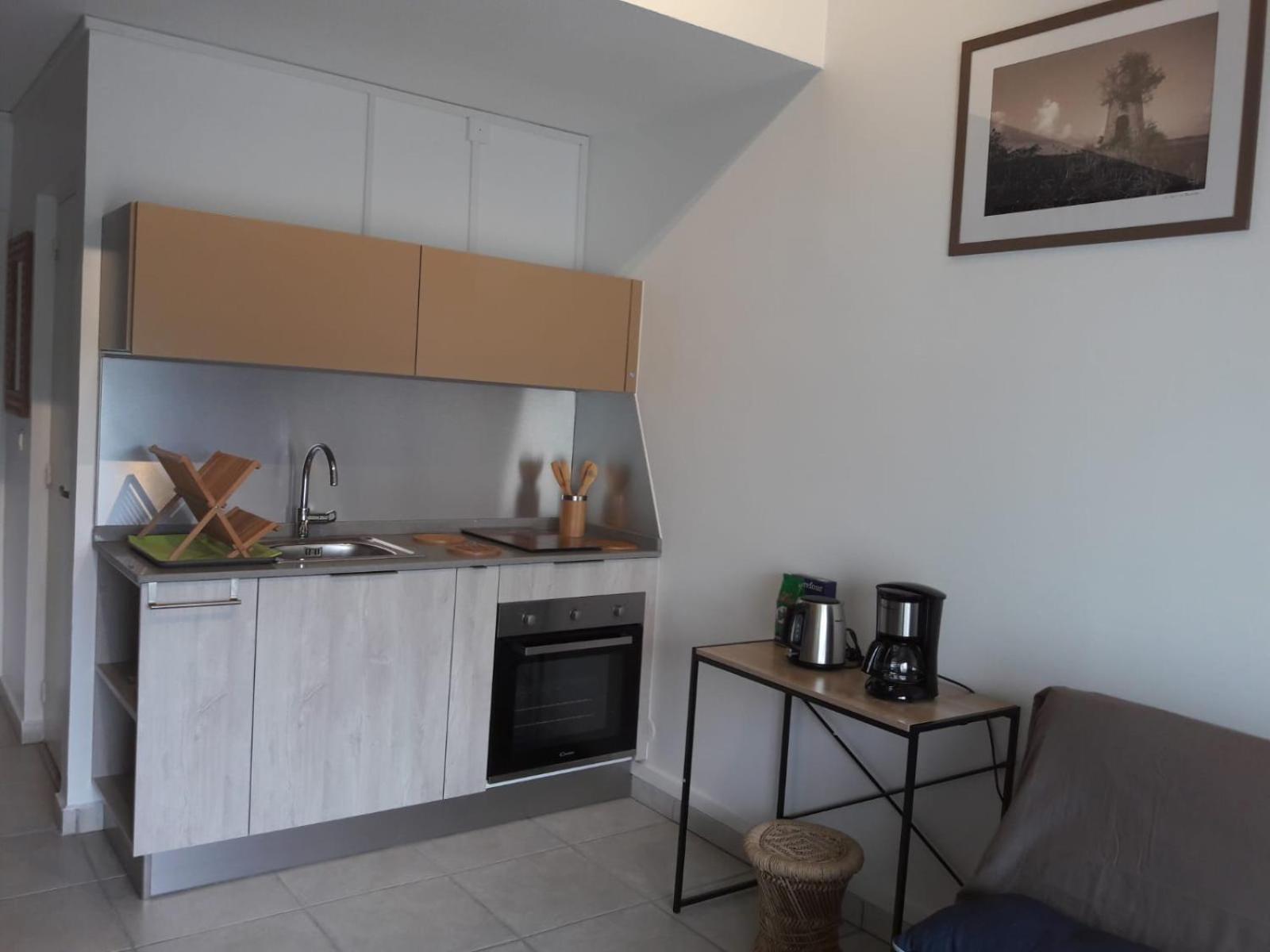 Apartment with Sea View photo 3