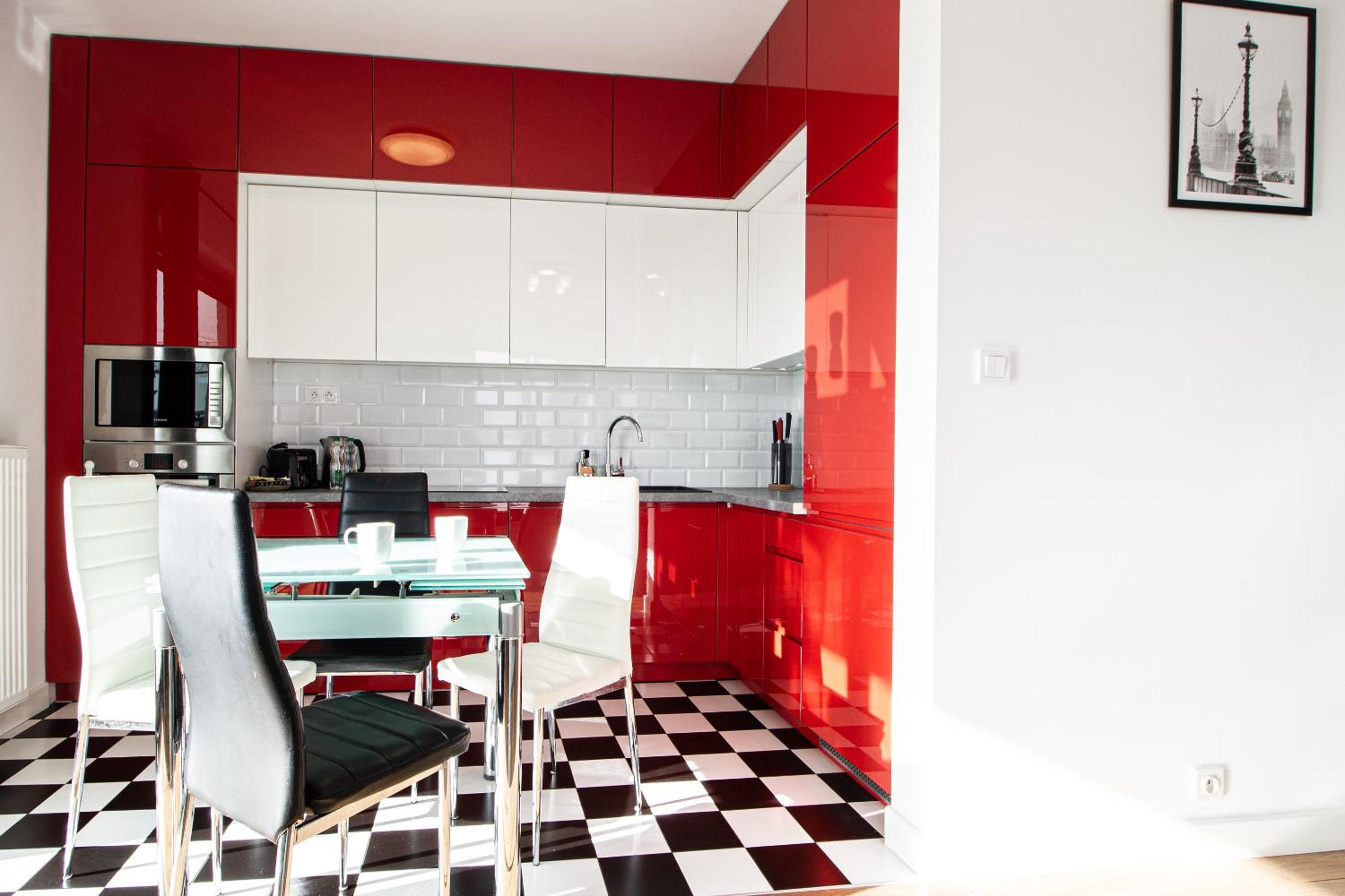 One-Bedroom Apartment - Photo 14