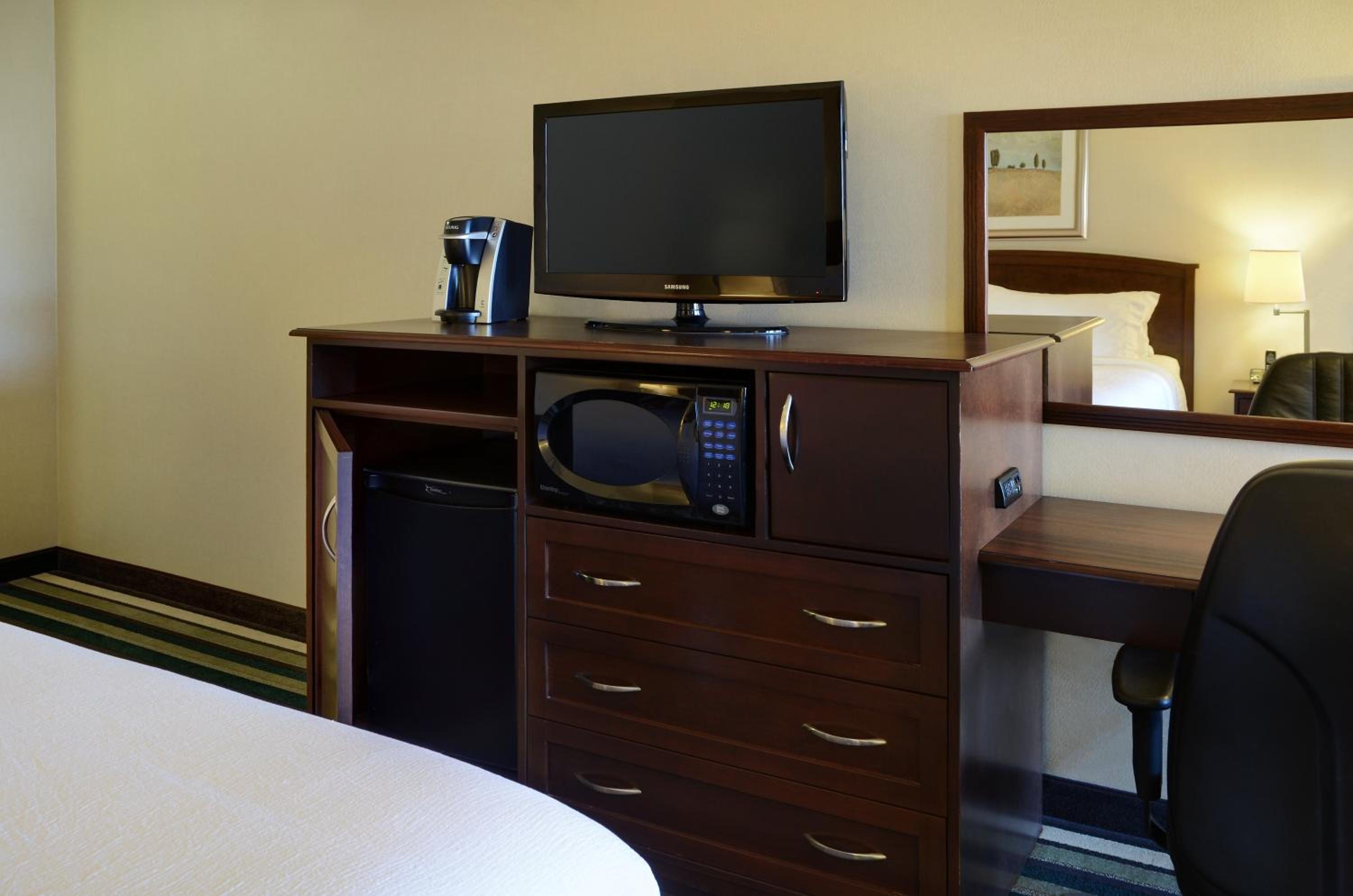Standard Queen Room - Photo 1