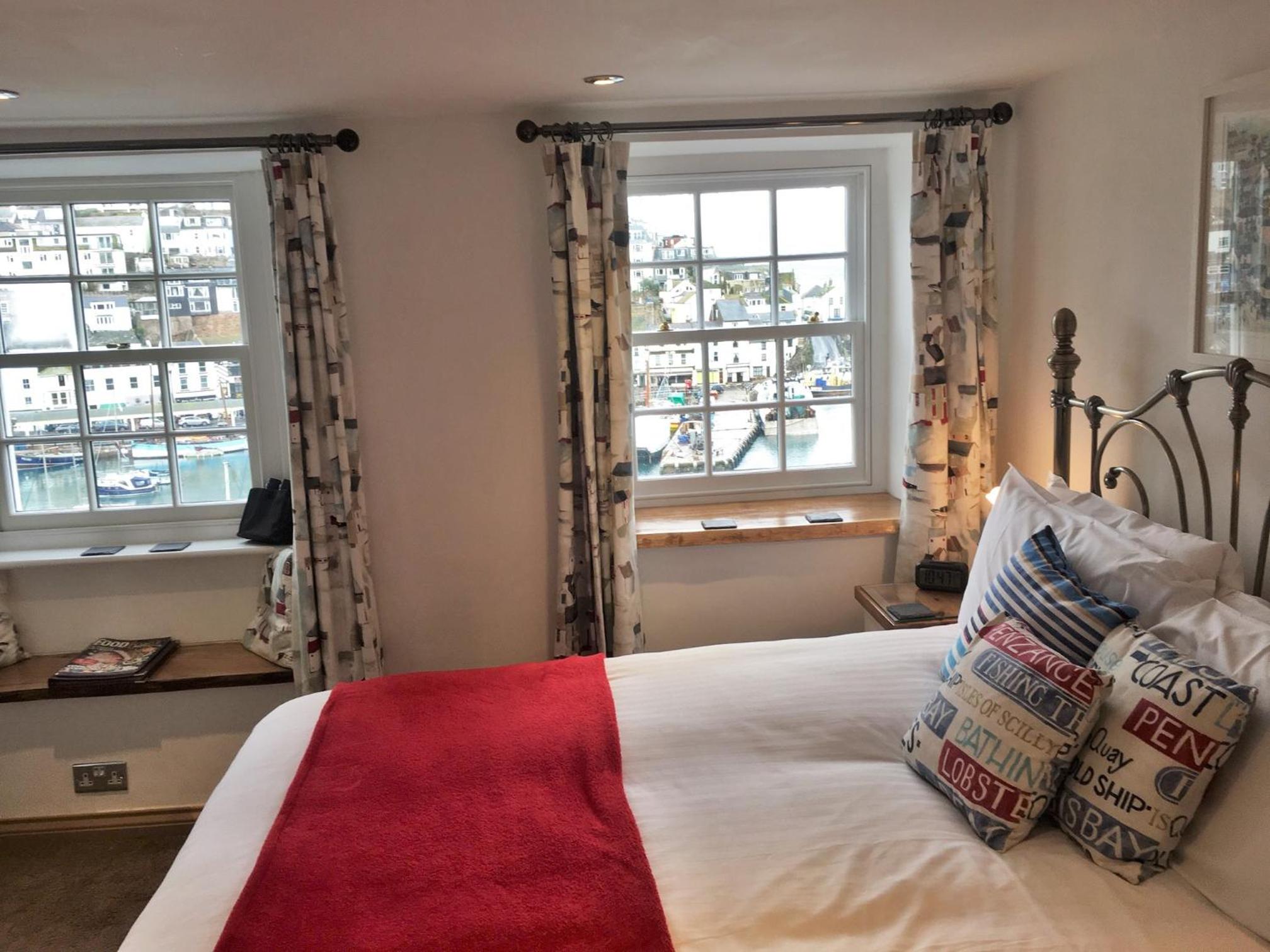 Double Room with Sea View photo 2