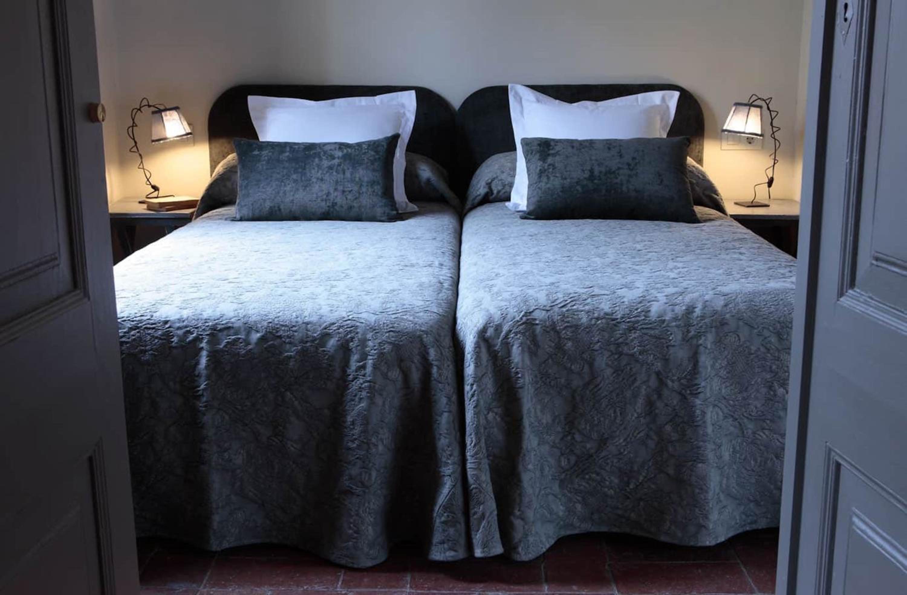 Double or Twin Room - First or Ground Floor - Photo 14