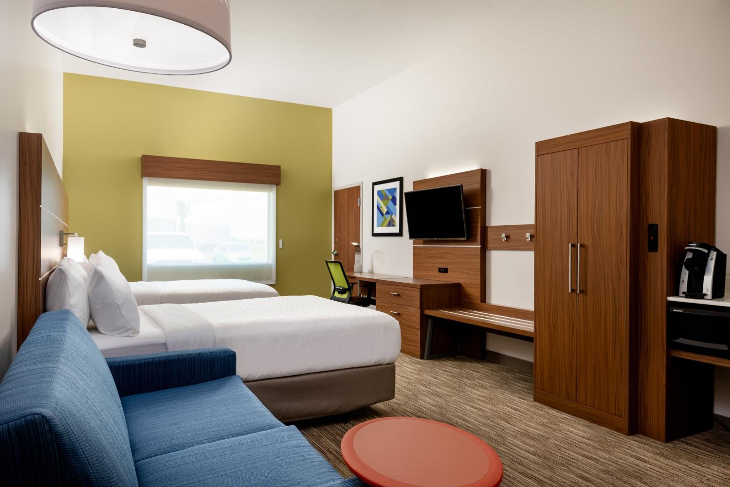Queen Room with Two Queen Beds - Disability Access with Roll In Shower