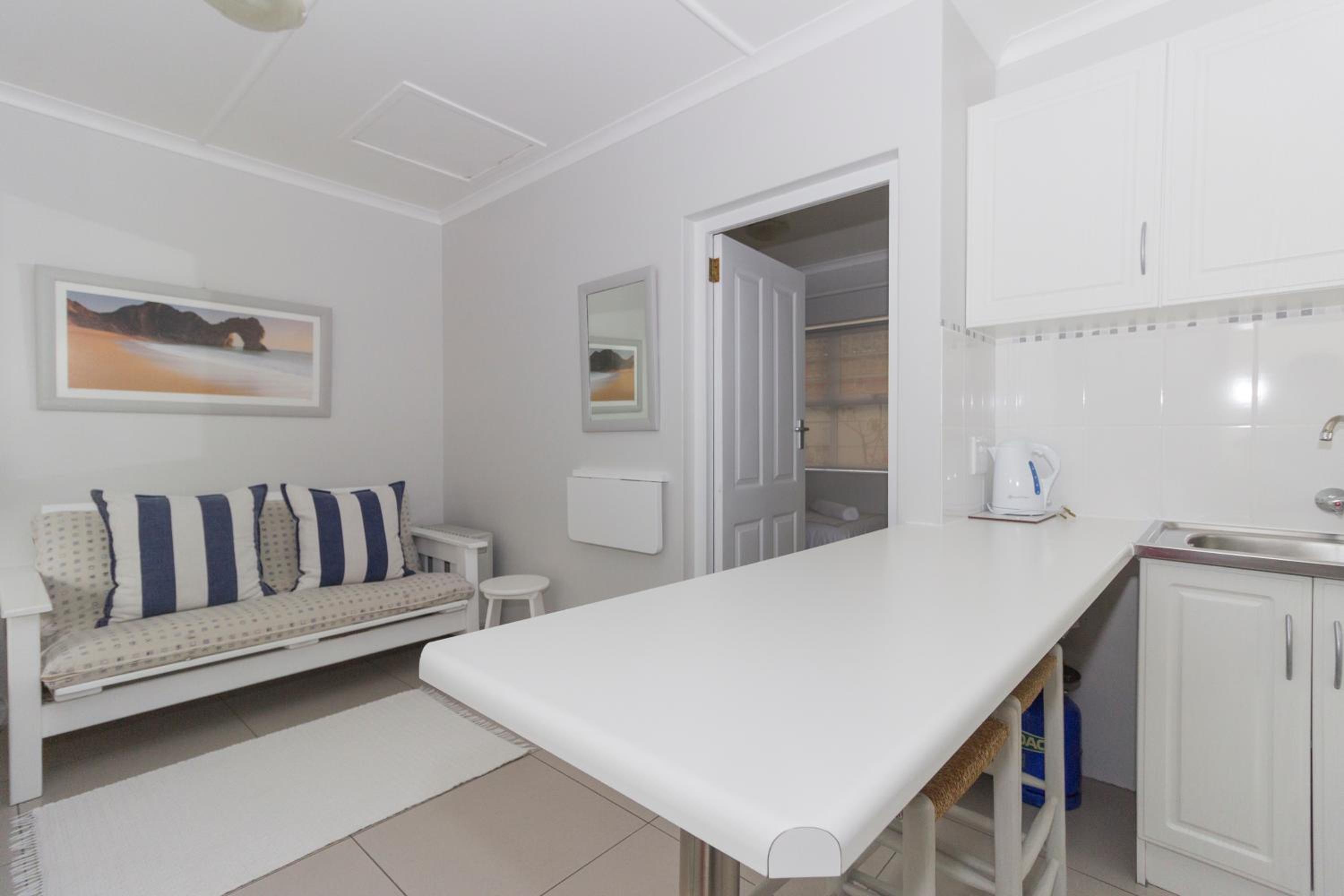 Apartment - Ground Floor photo 3