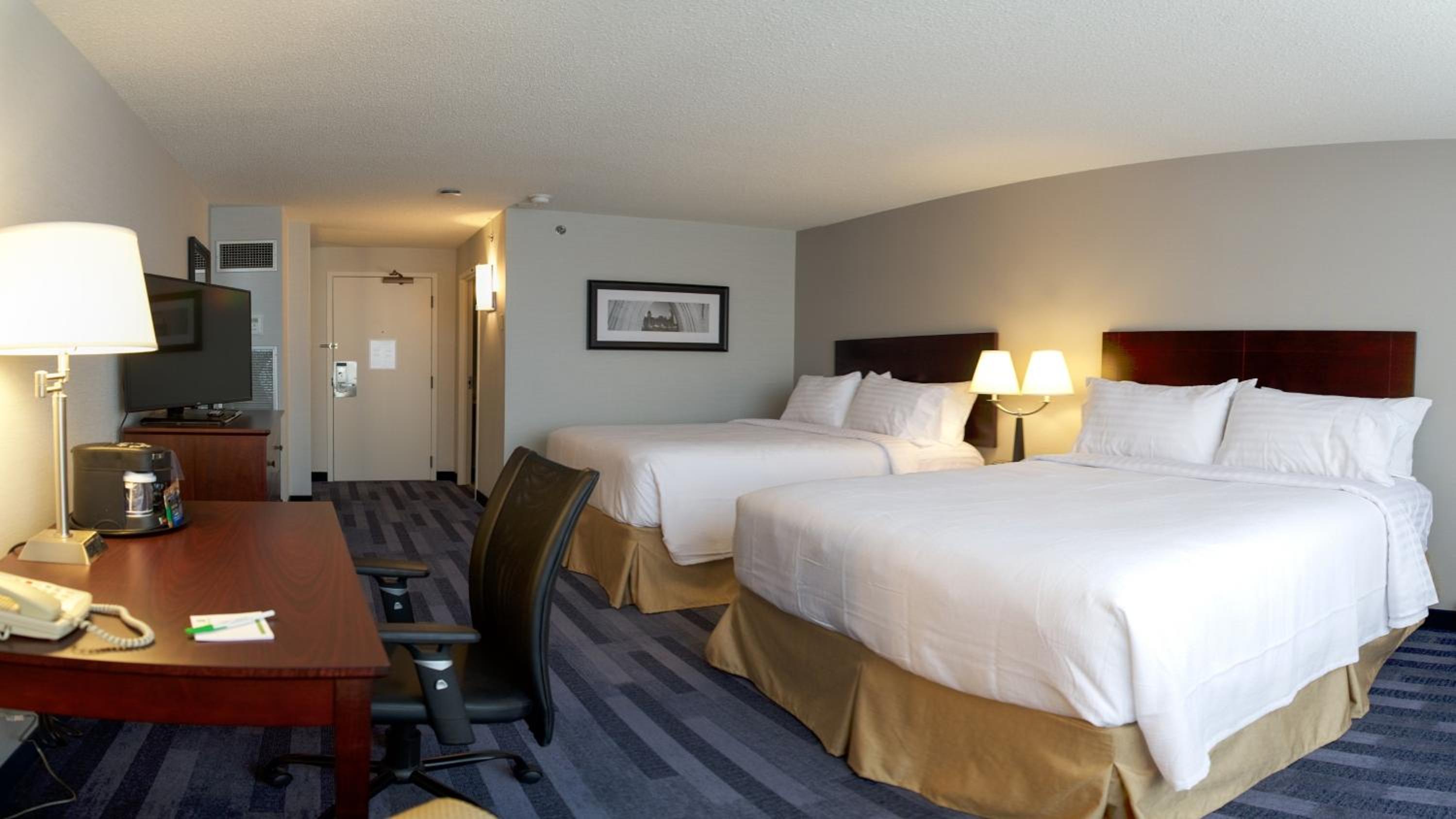 Standard Room with Two Queen Beds