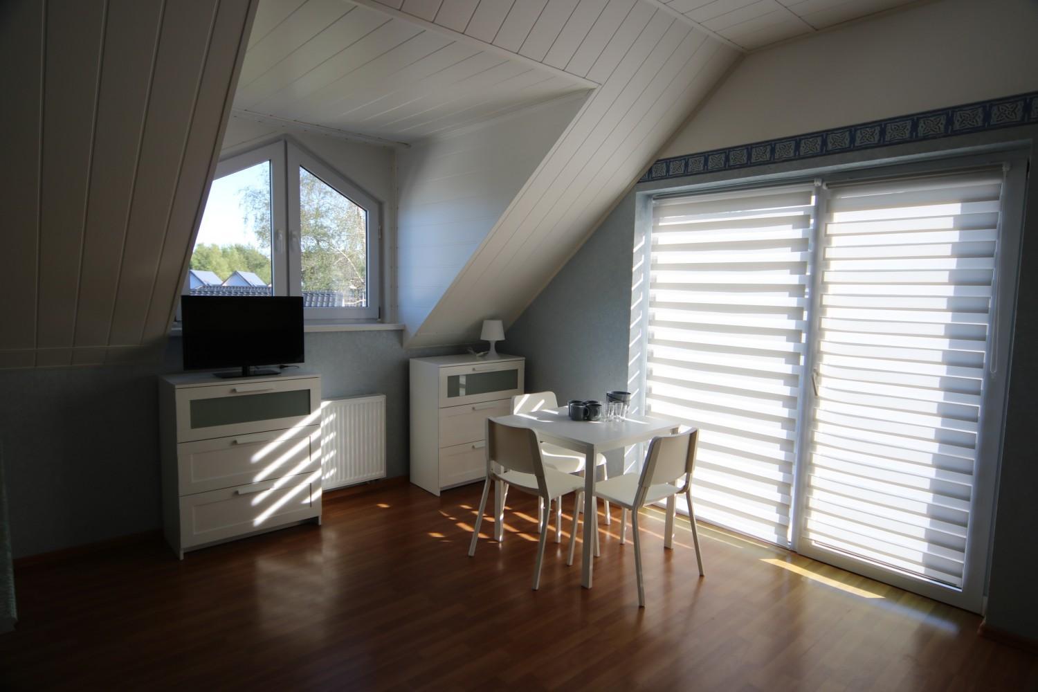 Apartment with Terrace photo 2