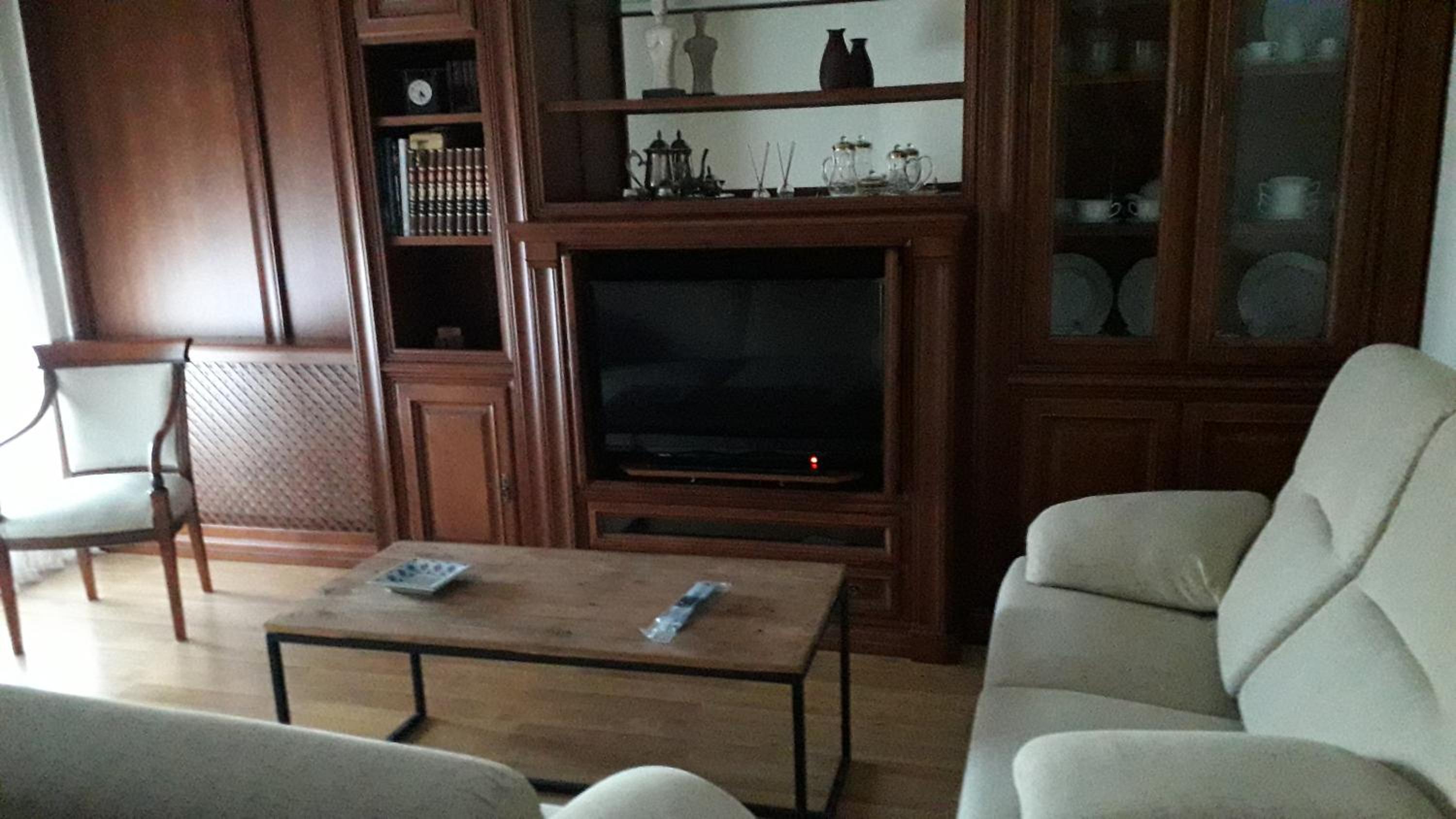 Three-Bedroom Apartment - Photo 9