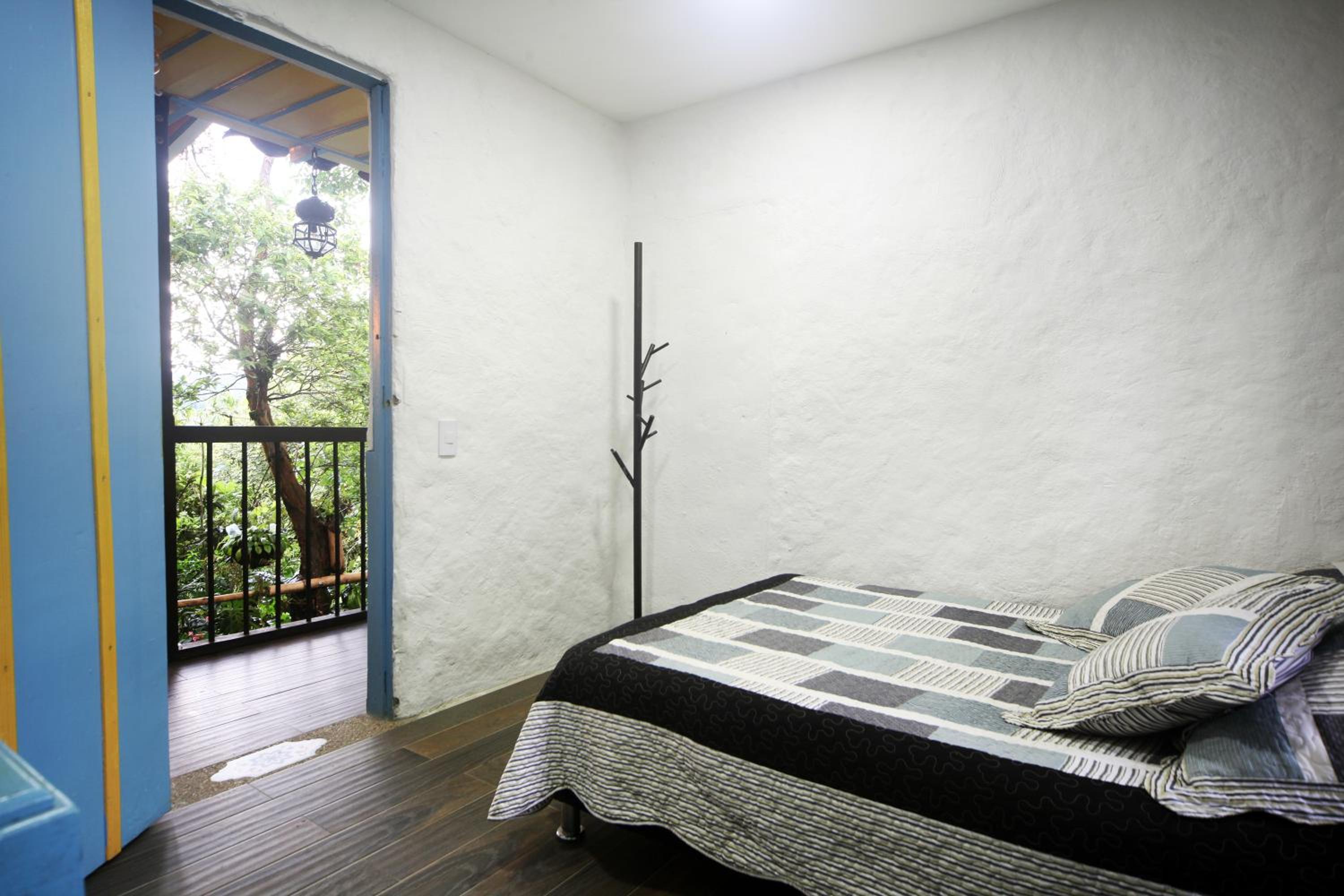 Four-Bedroom House photo 1