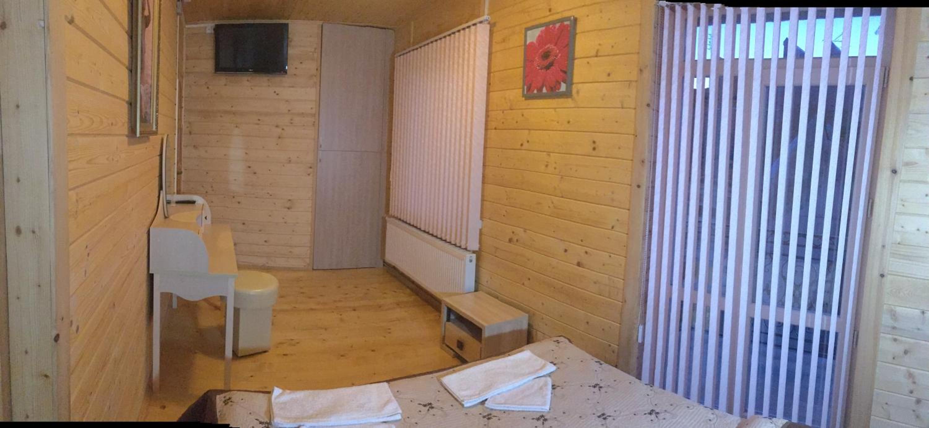 Double Room with Balcony photo 3