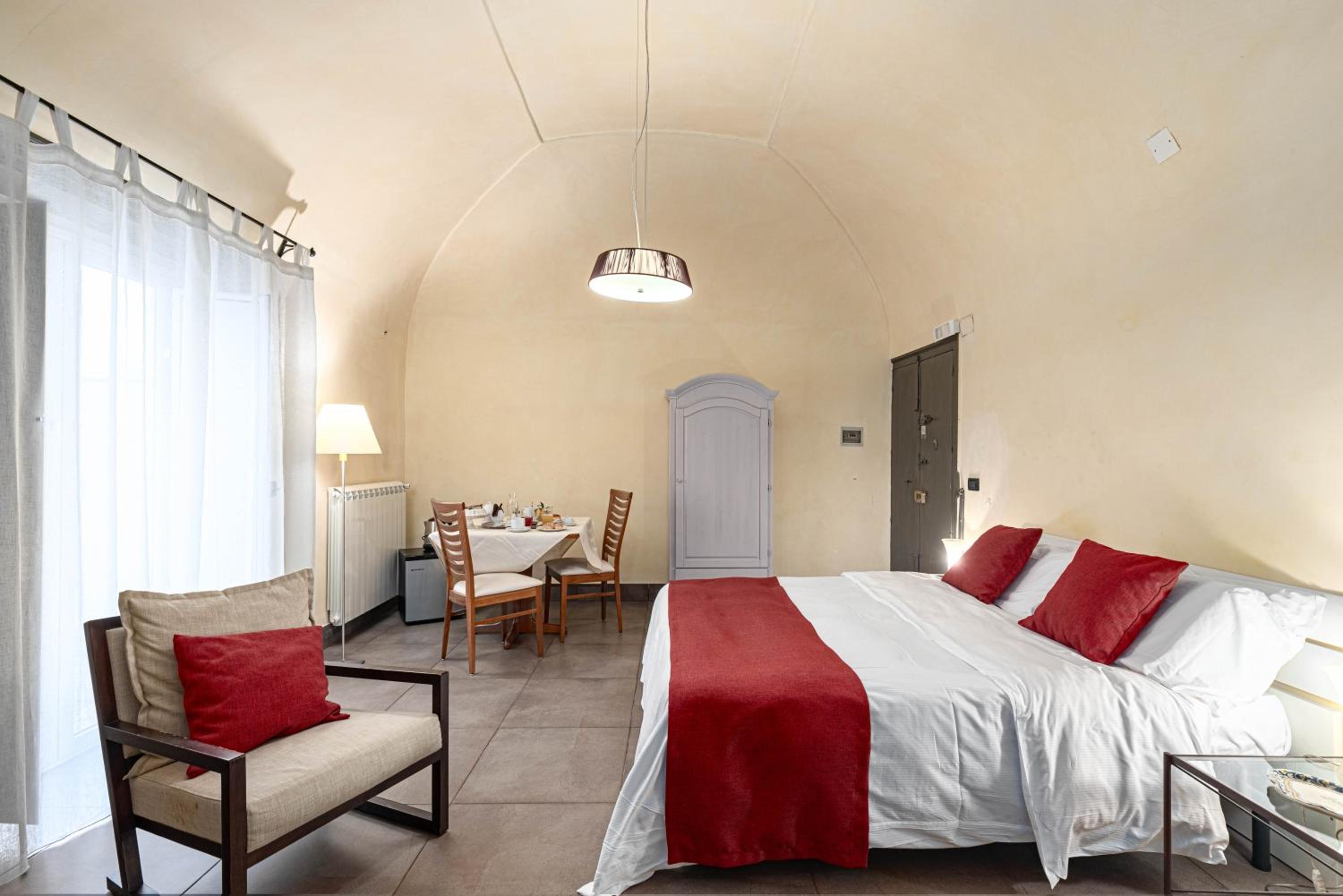 Junior Suite with Balcony photo 3
