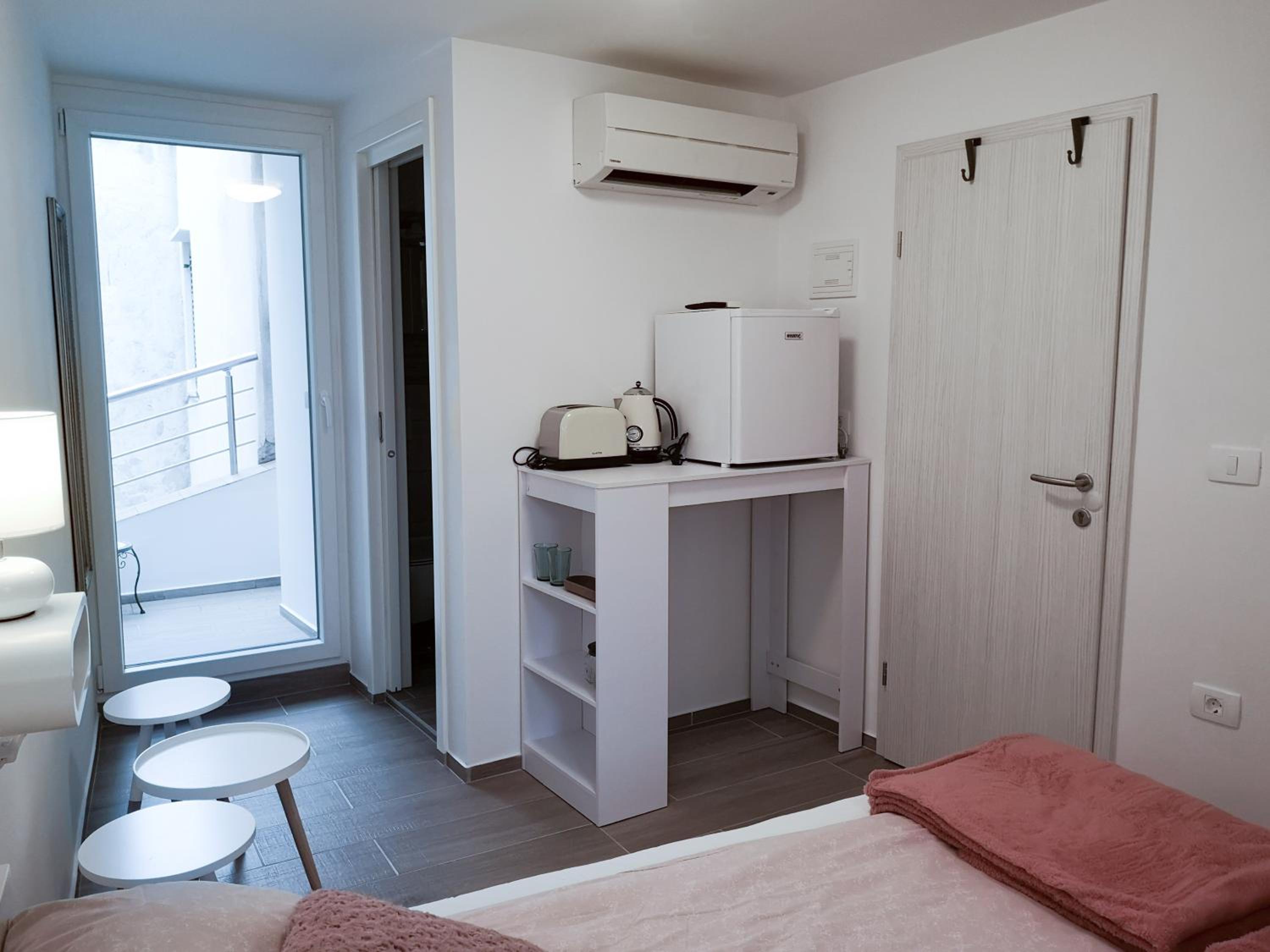 Double Room with Balcony photo 3