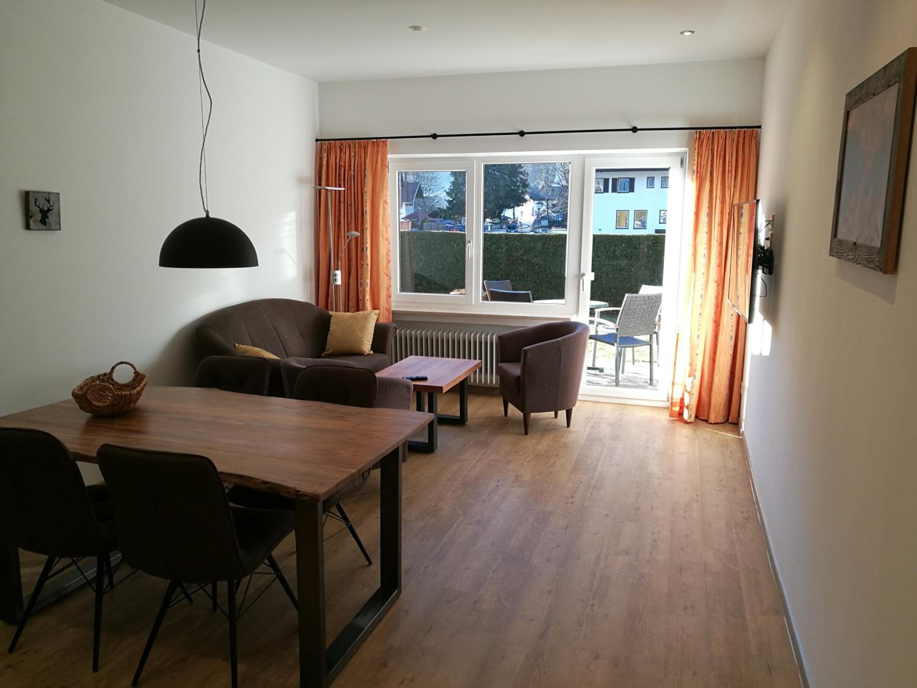 Two-Bedroom Apartment "Manndl"