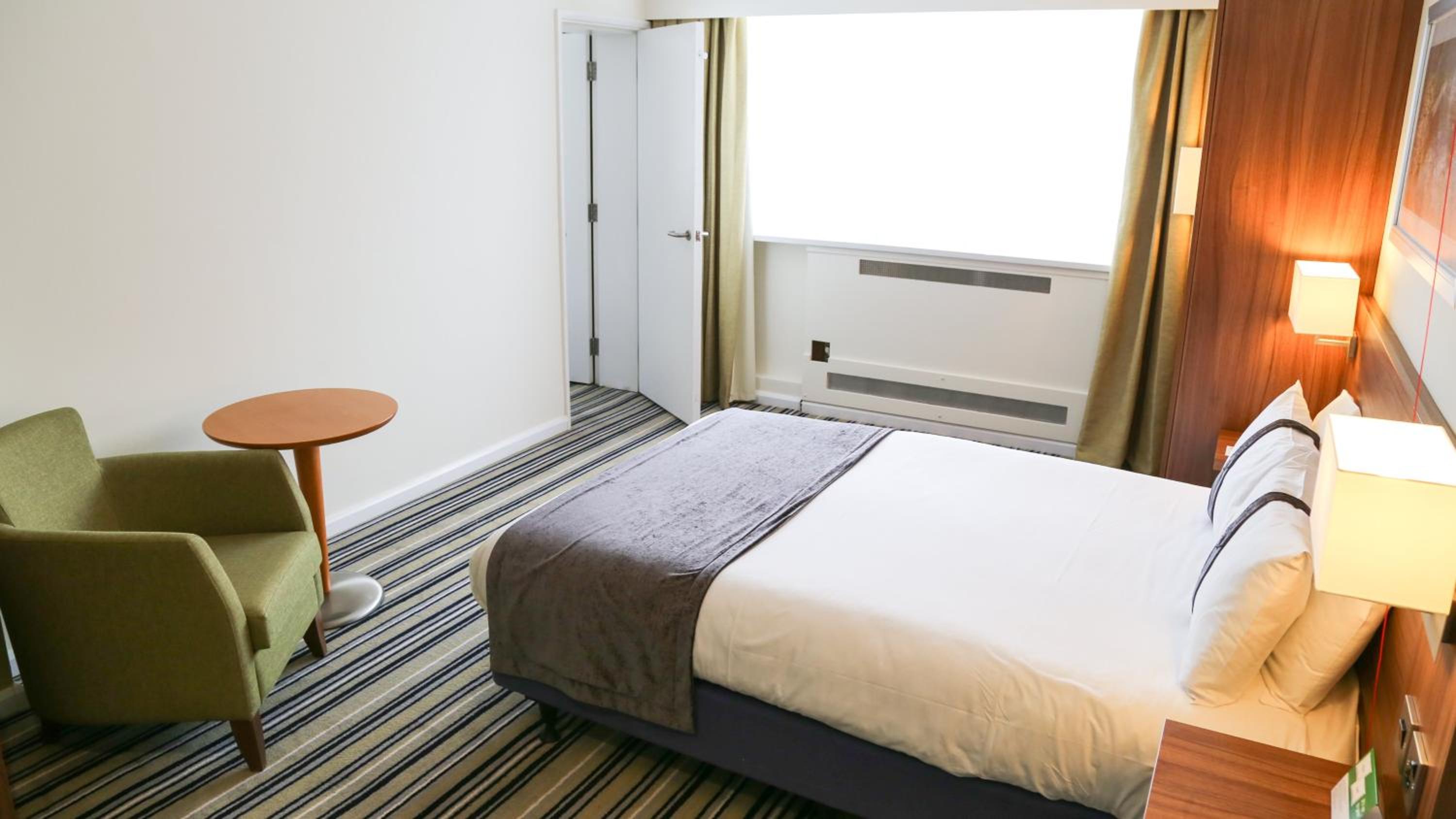 Standard Double Room - Disability Access - Photo 1