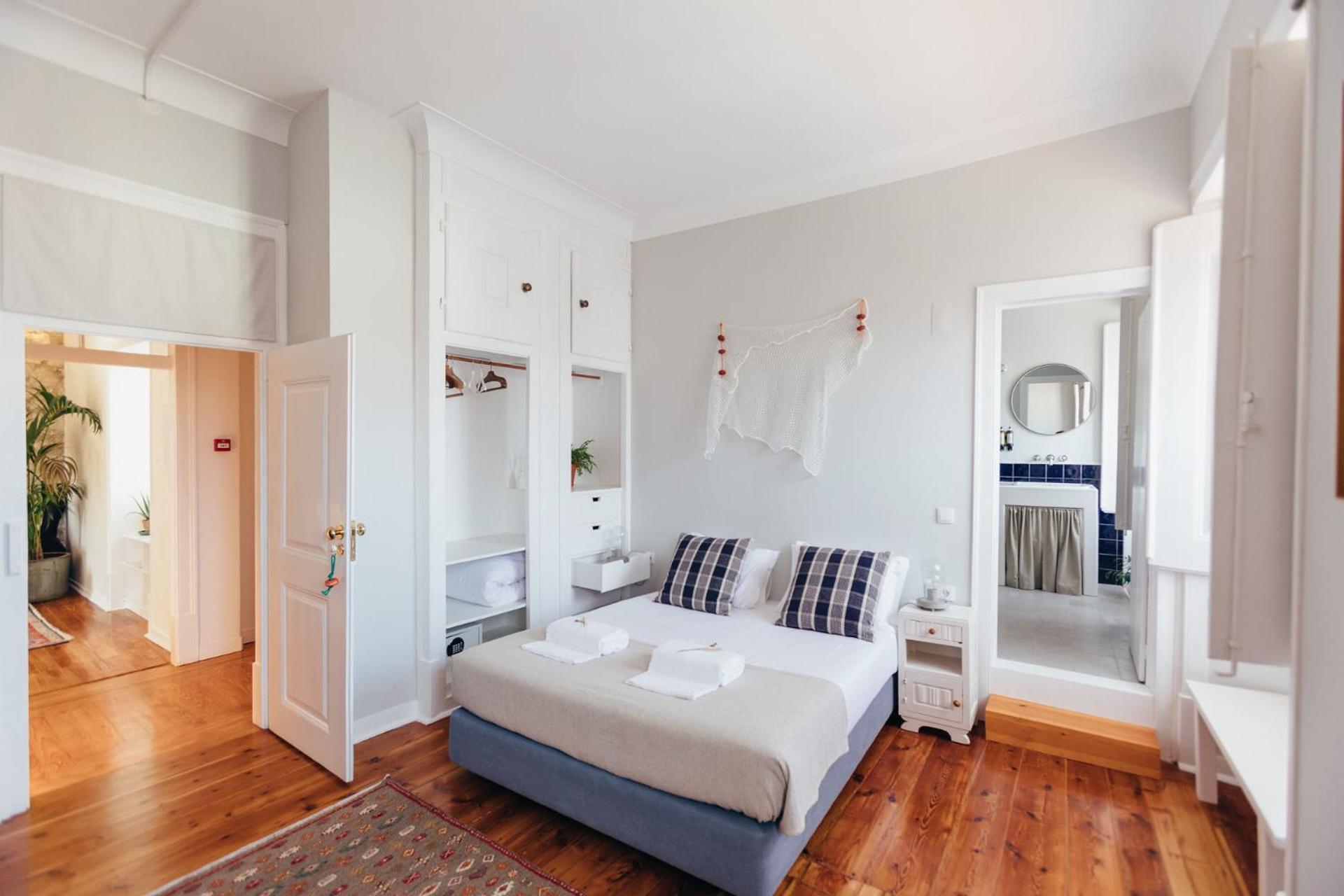Superior Room - Photo 8