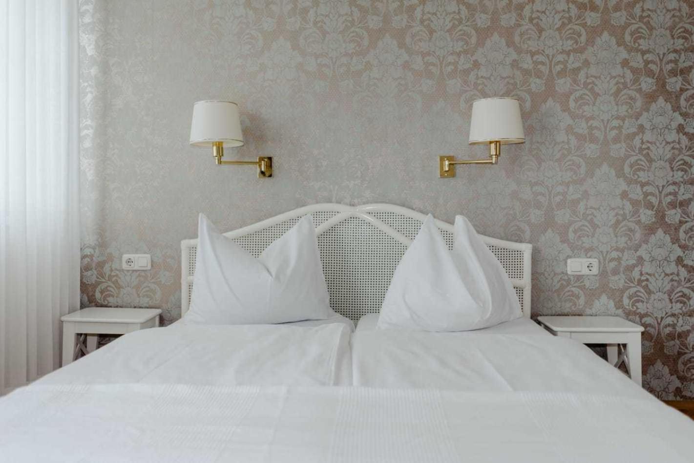 Standard Double Room - Photo 10