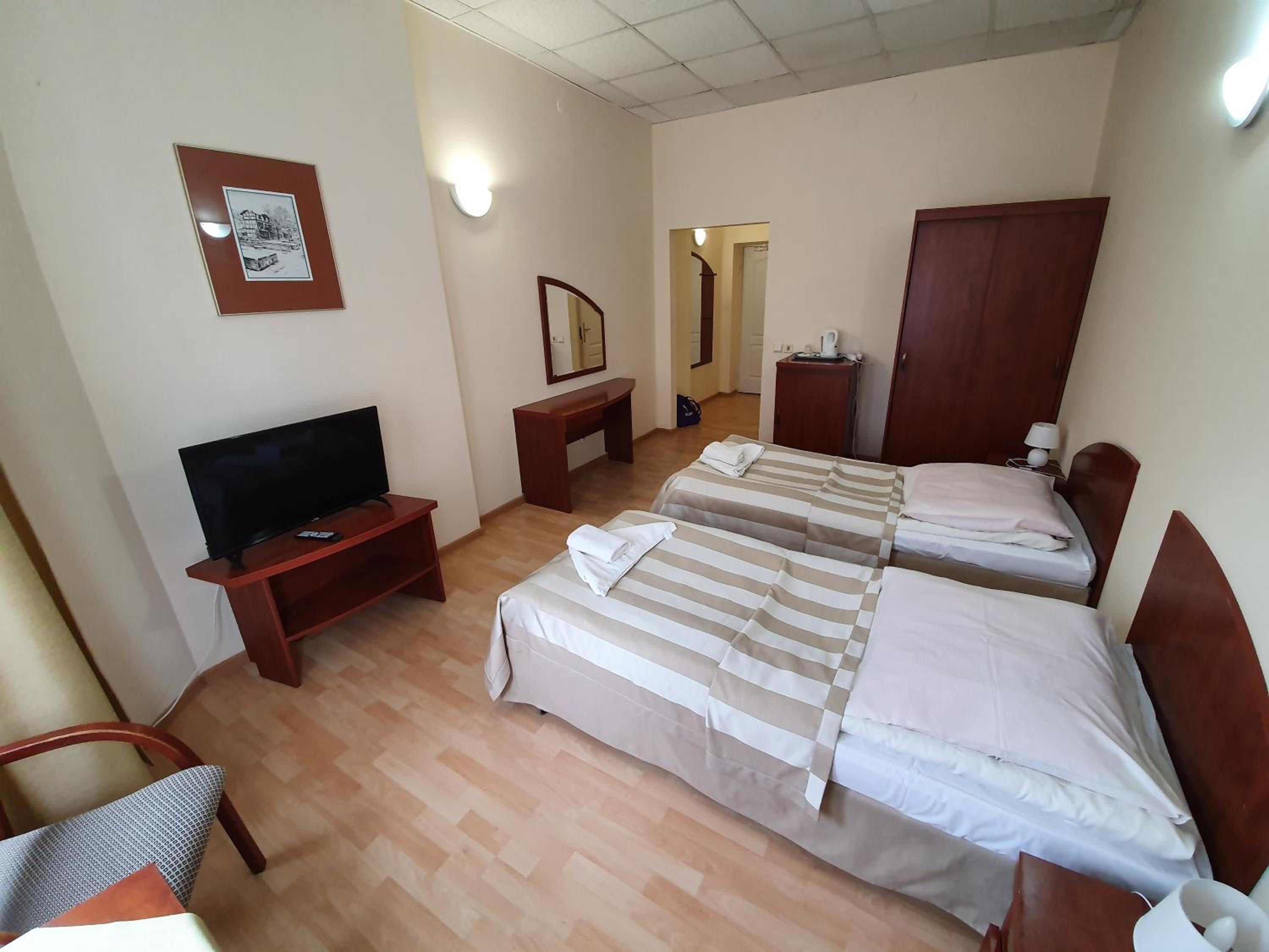 Double Or Twin Room photo 1
