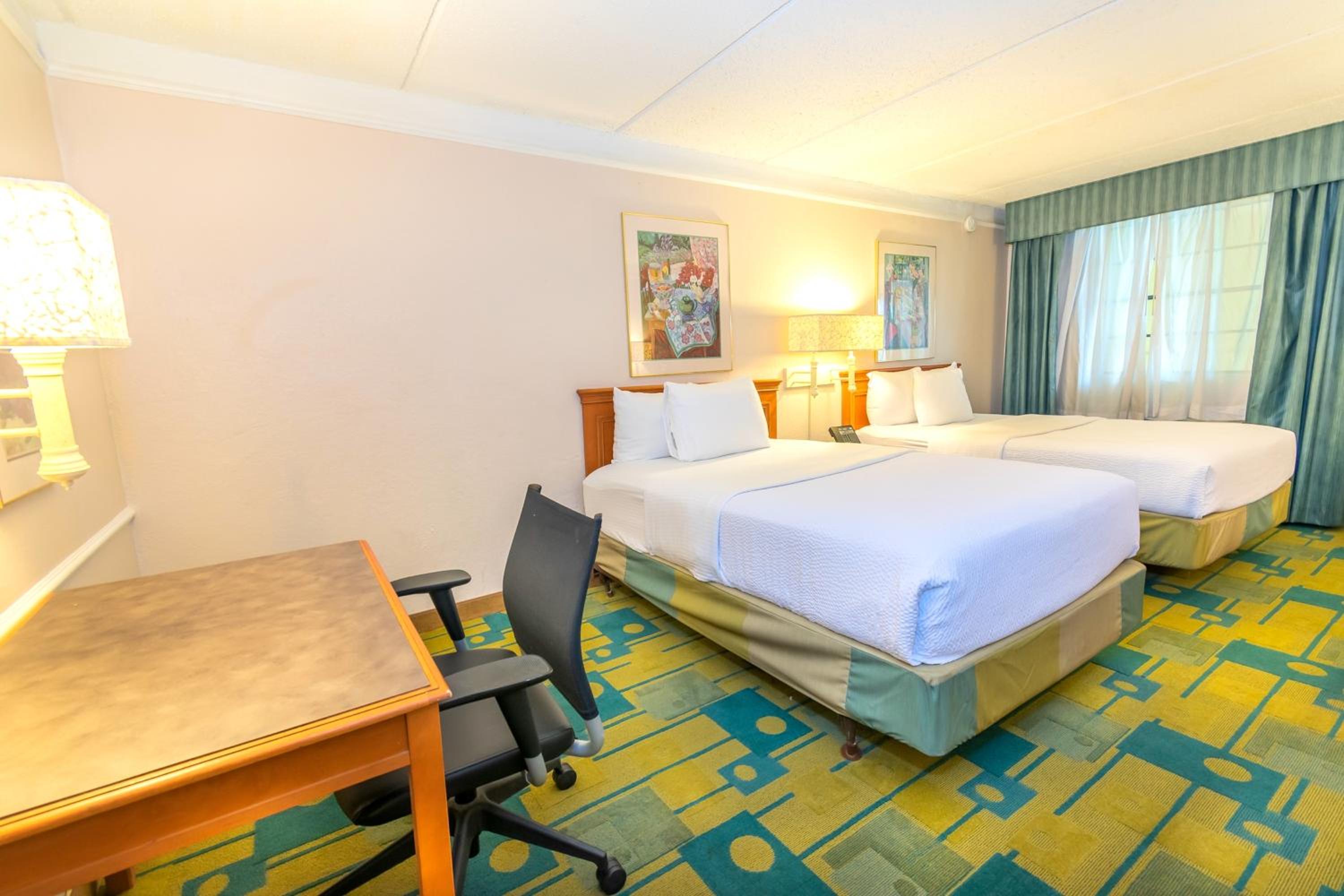 Double Room with Two Double Beds - Non-Smoking - Photo 1