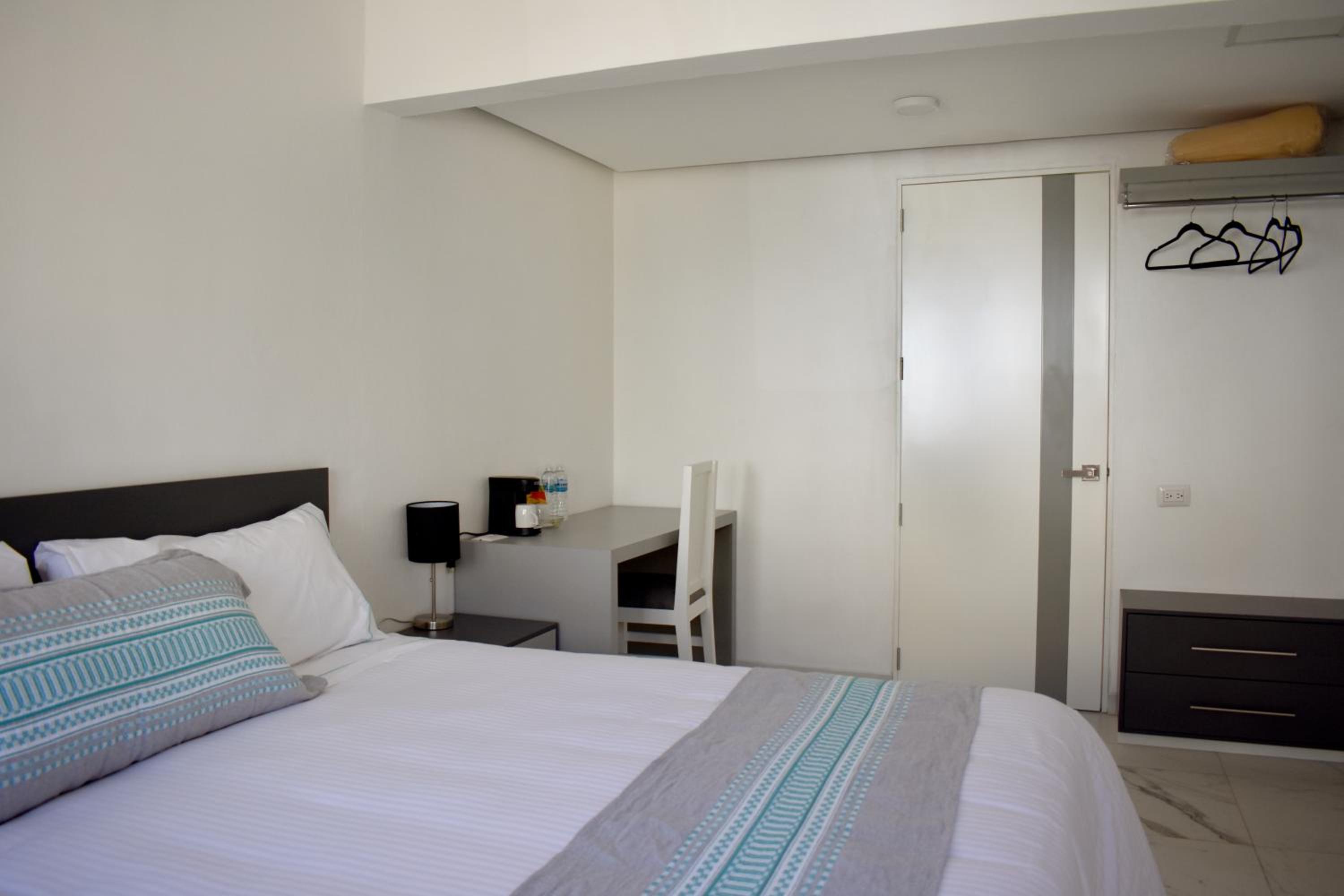 Double Room - Photo 5