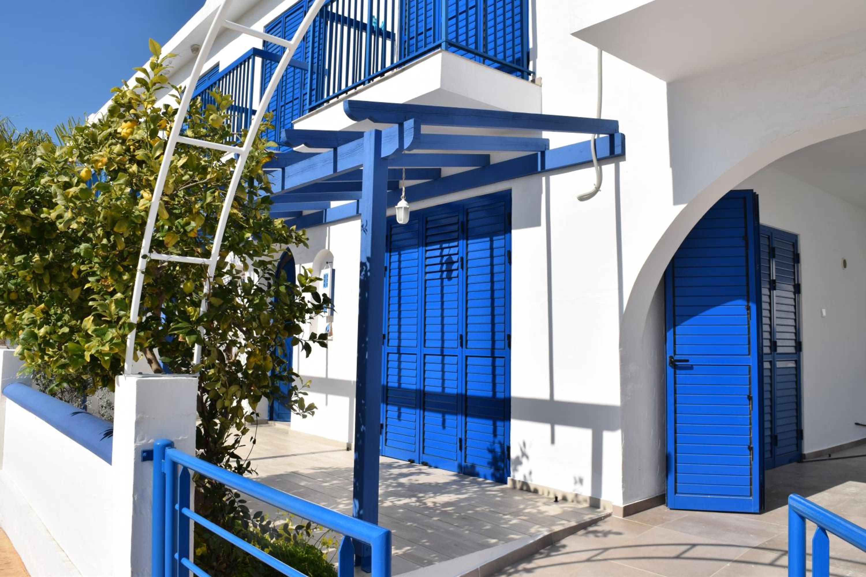 Villa - Beach Front photo 1