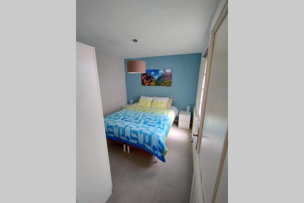 Villa de Tres Habitaciones