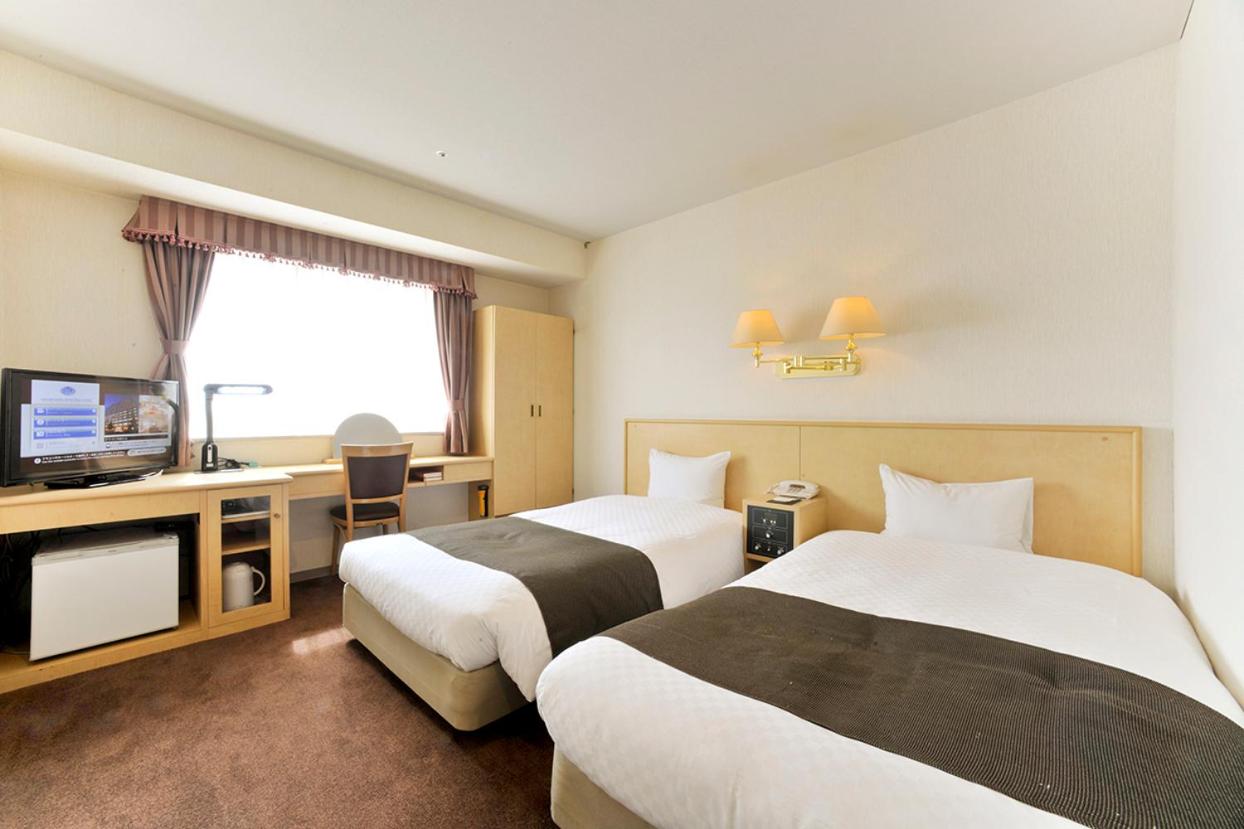 Twin Room - Non-Smoking