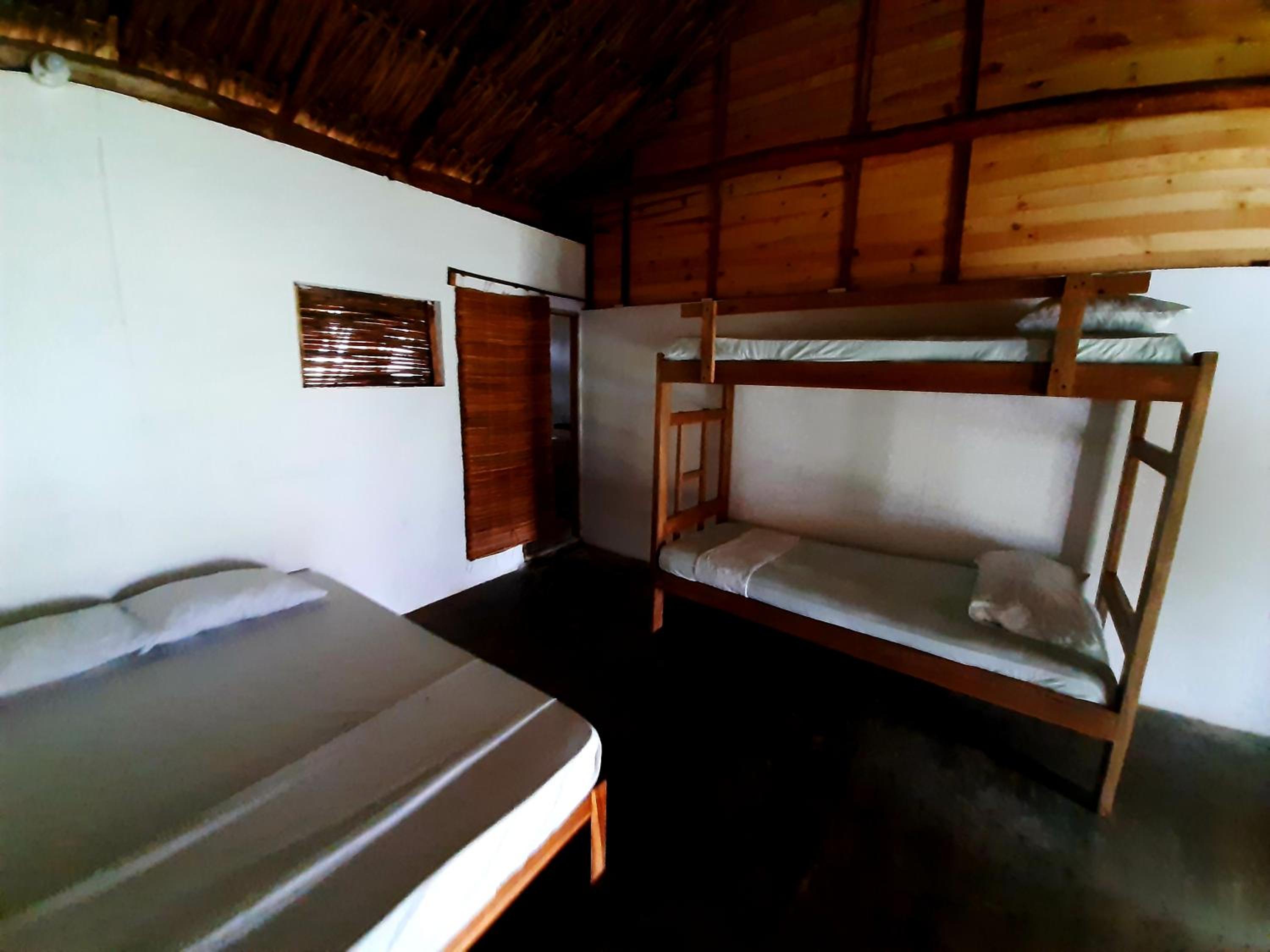 Quadruple Room with Bathroom photo 2