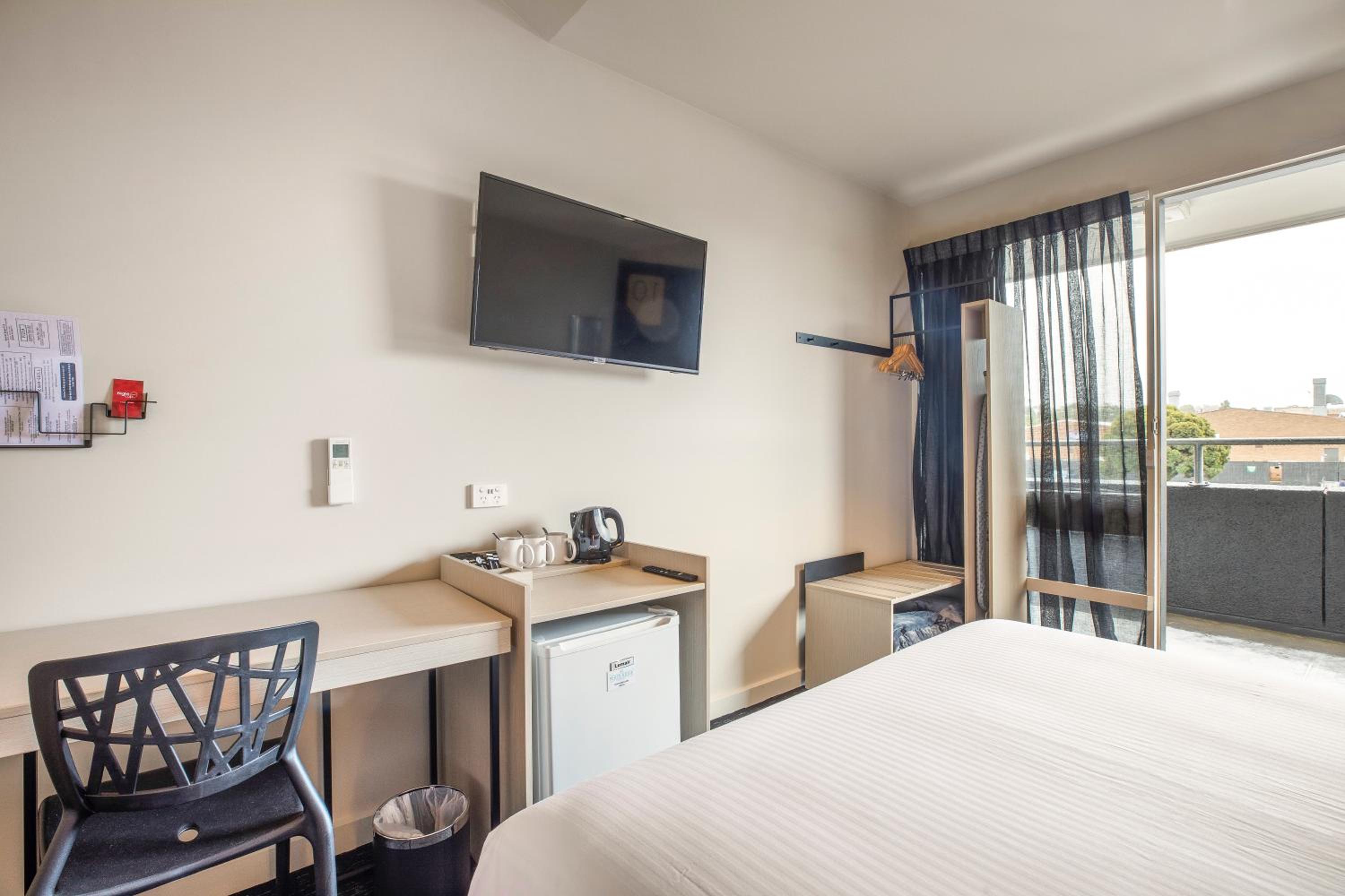 Triple Room - Photo 8