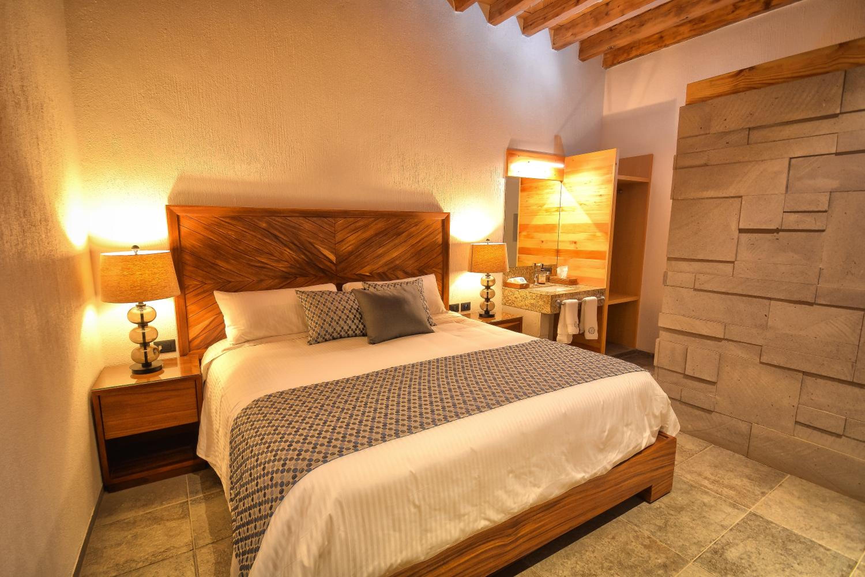 Suite photo 1