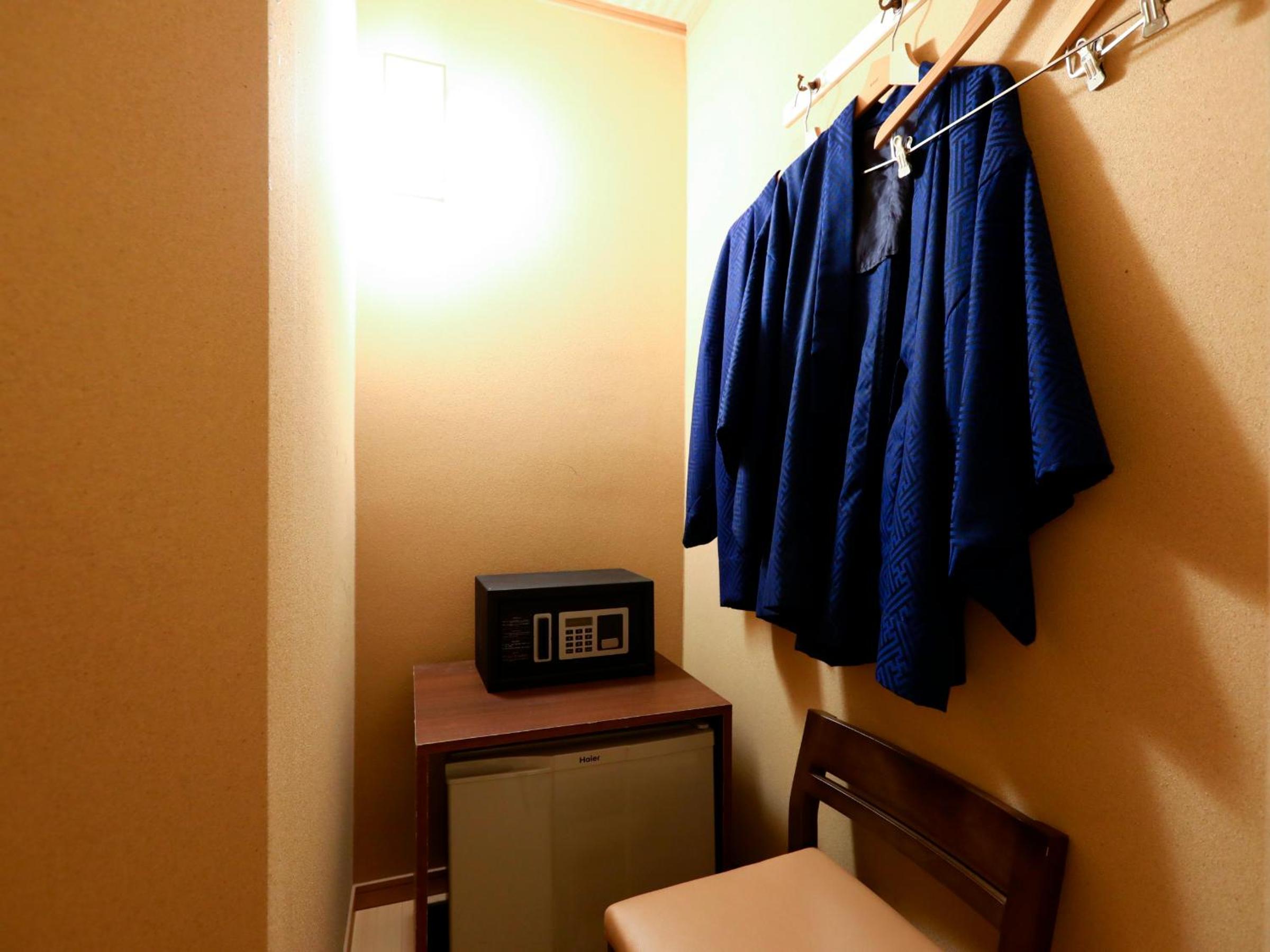 Japanese-Style Economy Room (Futon count varies by the number of guests at booking) photo 3