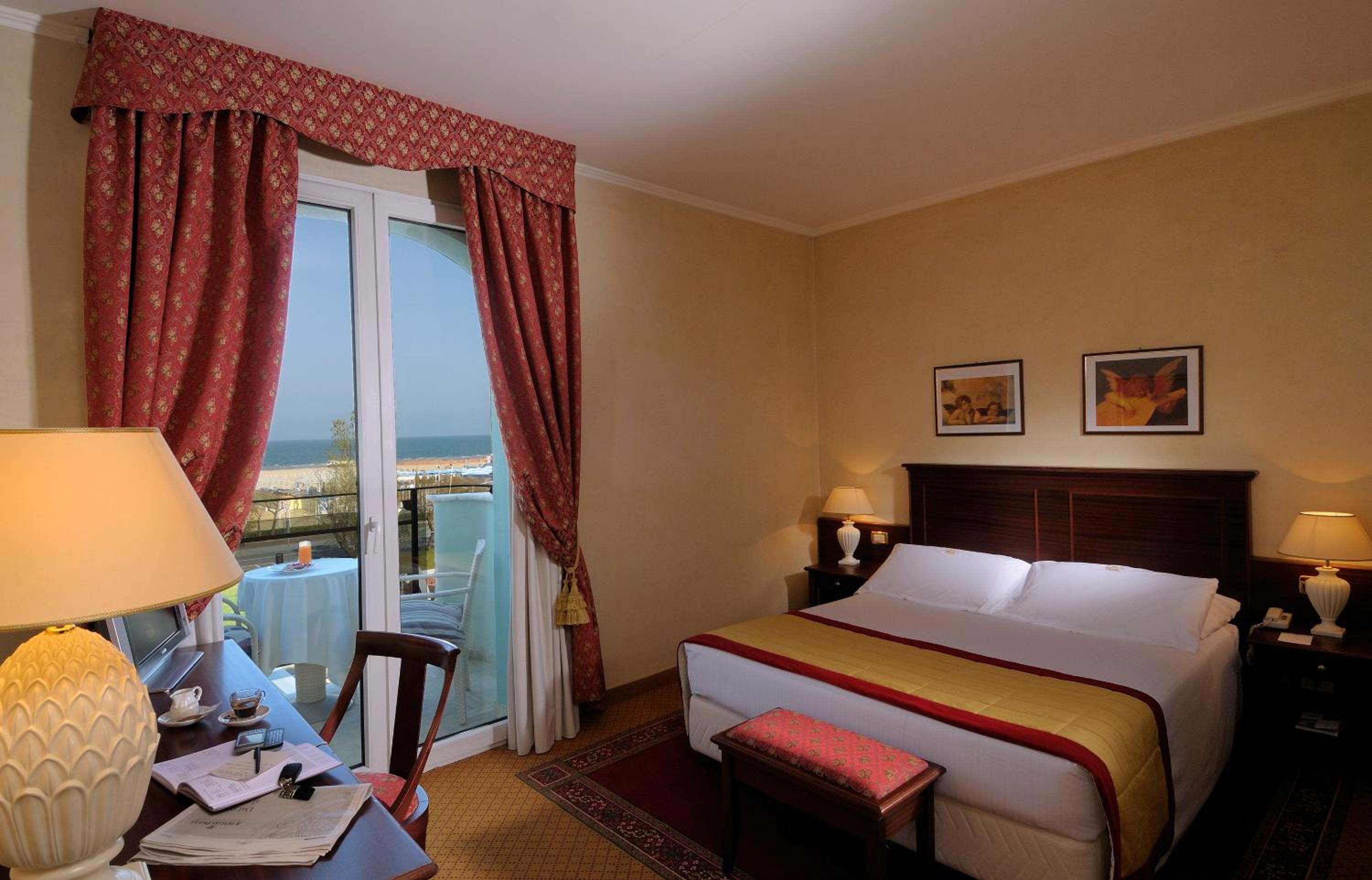 Premium Double Room with Sea View and Spa Access - Photo 7