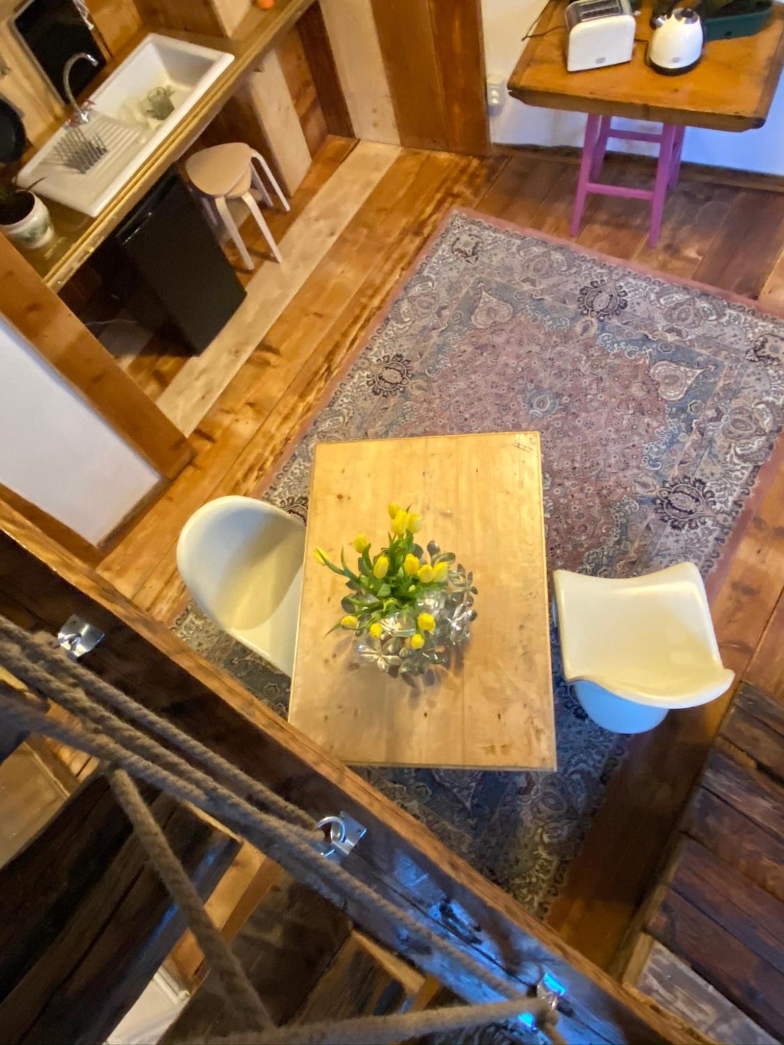 Apartment - Split Level - Photo 7