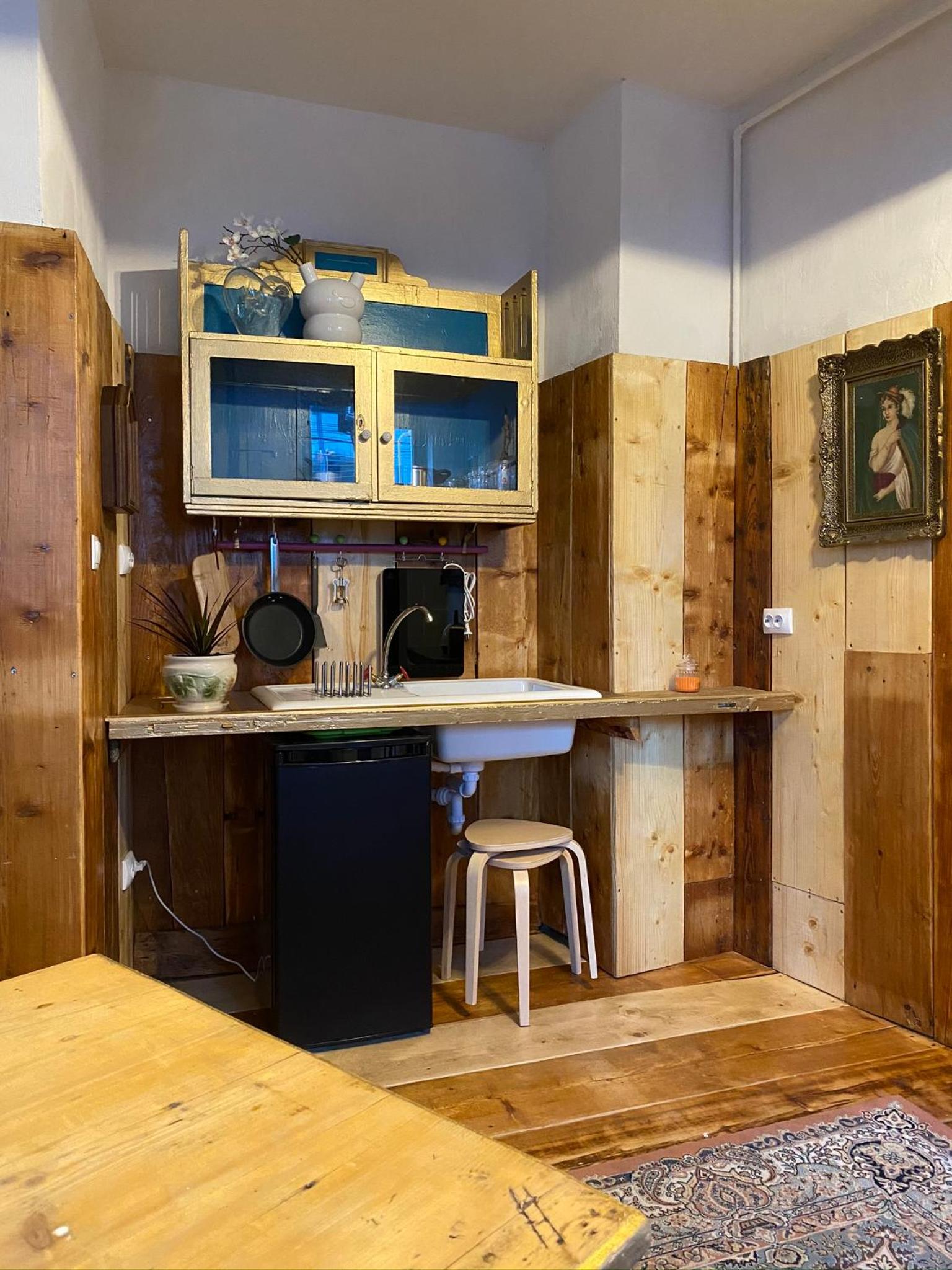 Apartment - Split Level - Photo 14