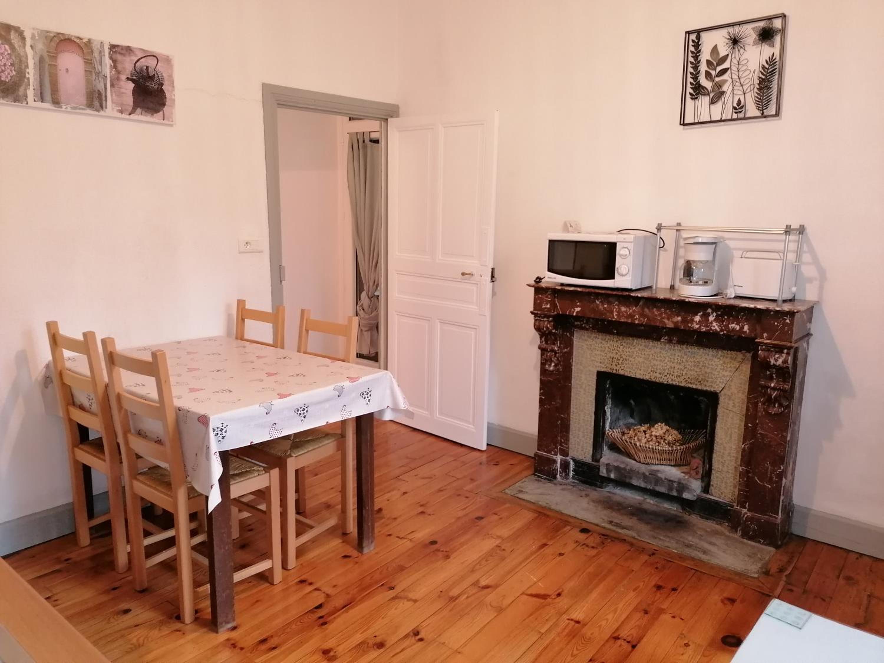 Holiday Home (4 Adults) - Photo 4
