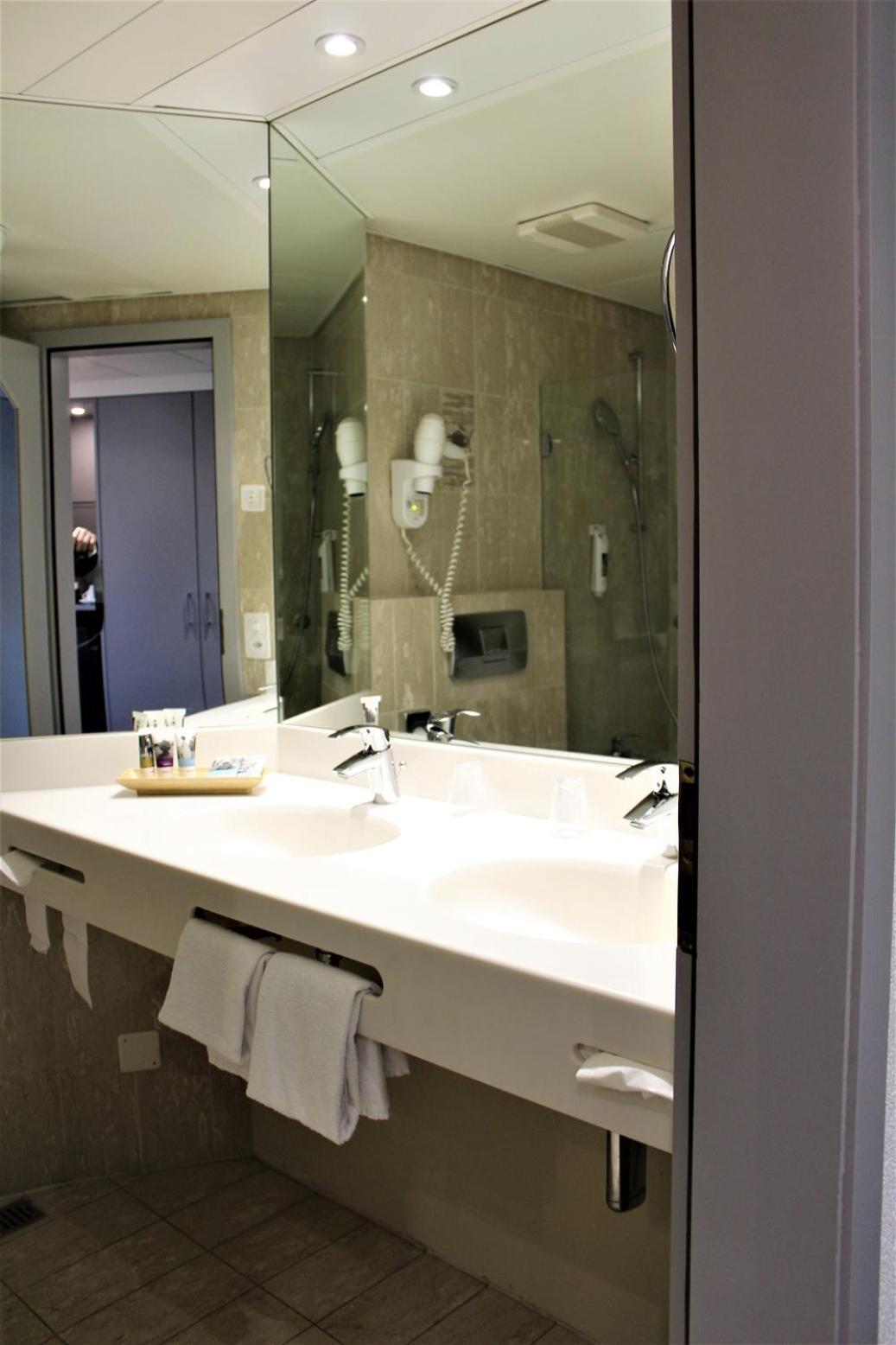 Classic Twin Room - Photo 5