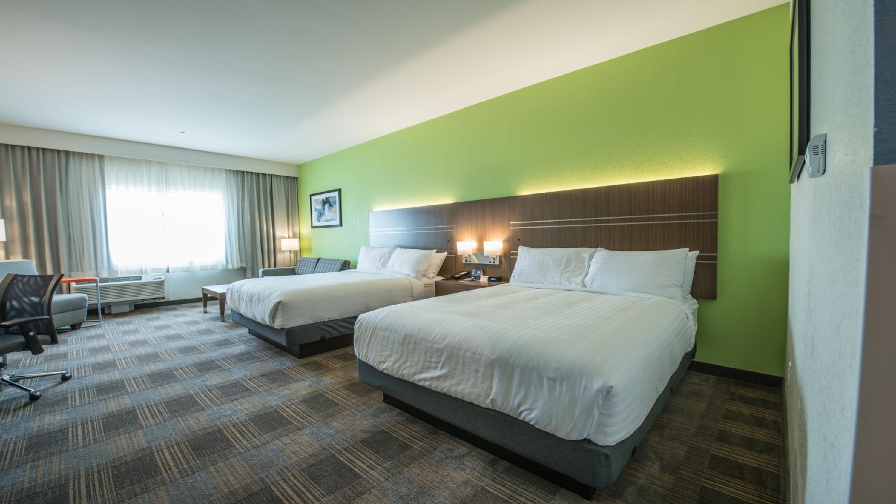 Suite with Two Queen Beds