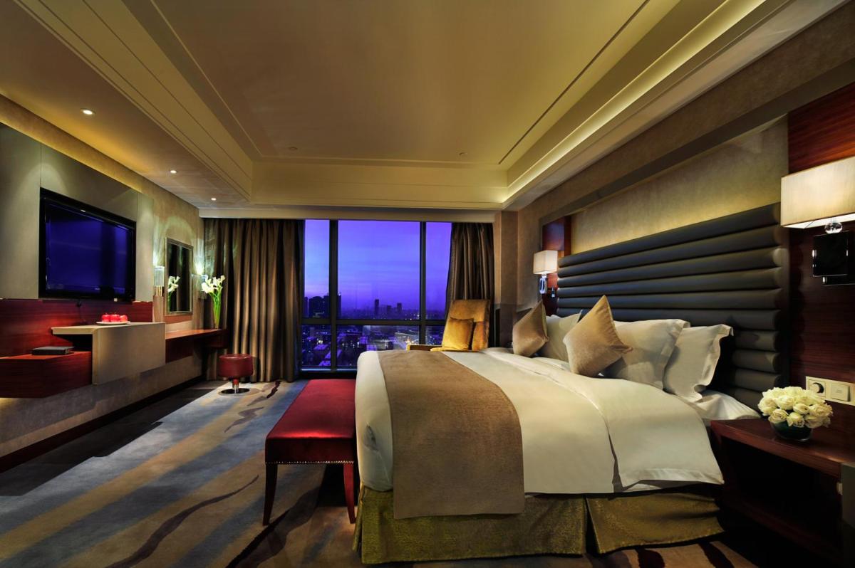 Club Double Room - Smoking photo 1